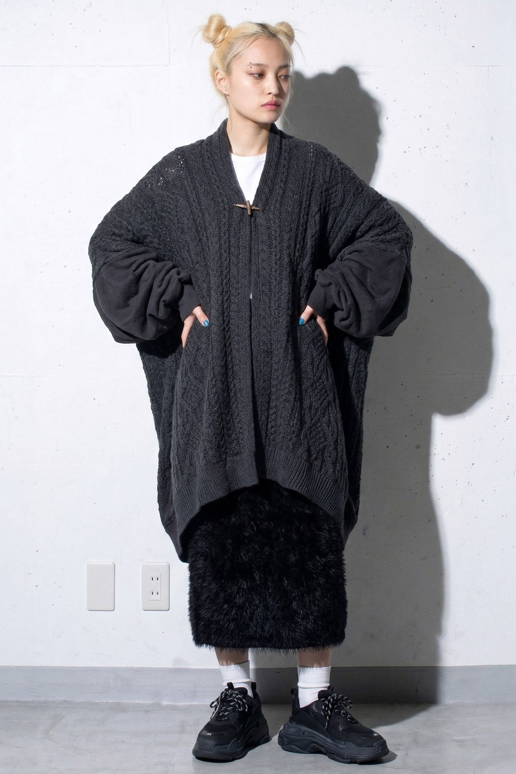 先行予約 BEDSIDEDRAMA / Knit Throw Coadigan