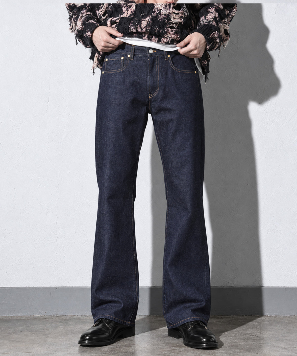 先行予約 NewRose / MIDDLE FIT FLARE PANTS (wash finish)