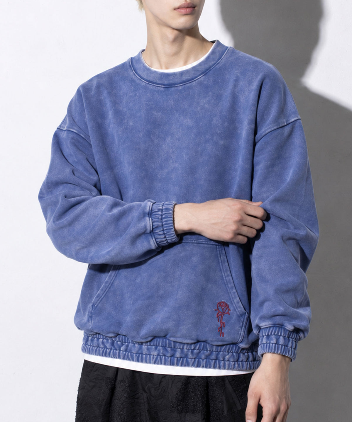 先行予約 NewRose / RANDOM BLEACH SWEAT SHIRT