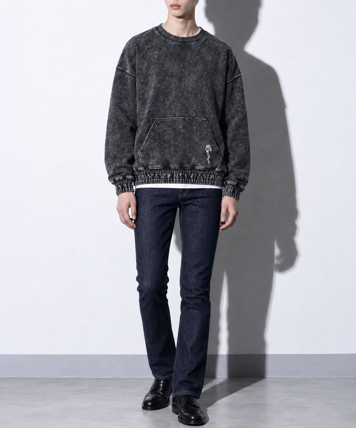 先行予約 NewRose / RANDOM BLEACH SWEAT SHIRT