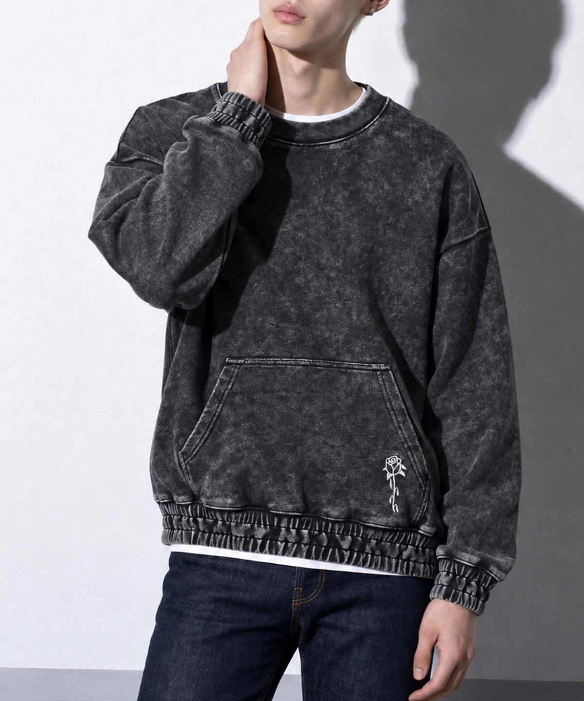 先行予約 NewRose / RANDOM BLEACH SWEAT SHIRT