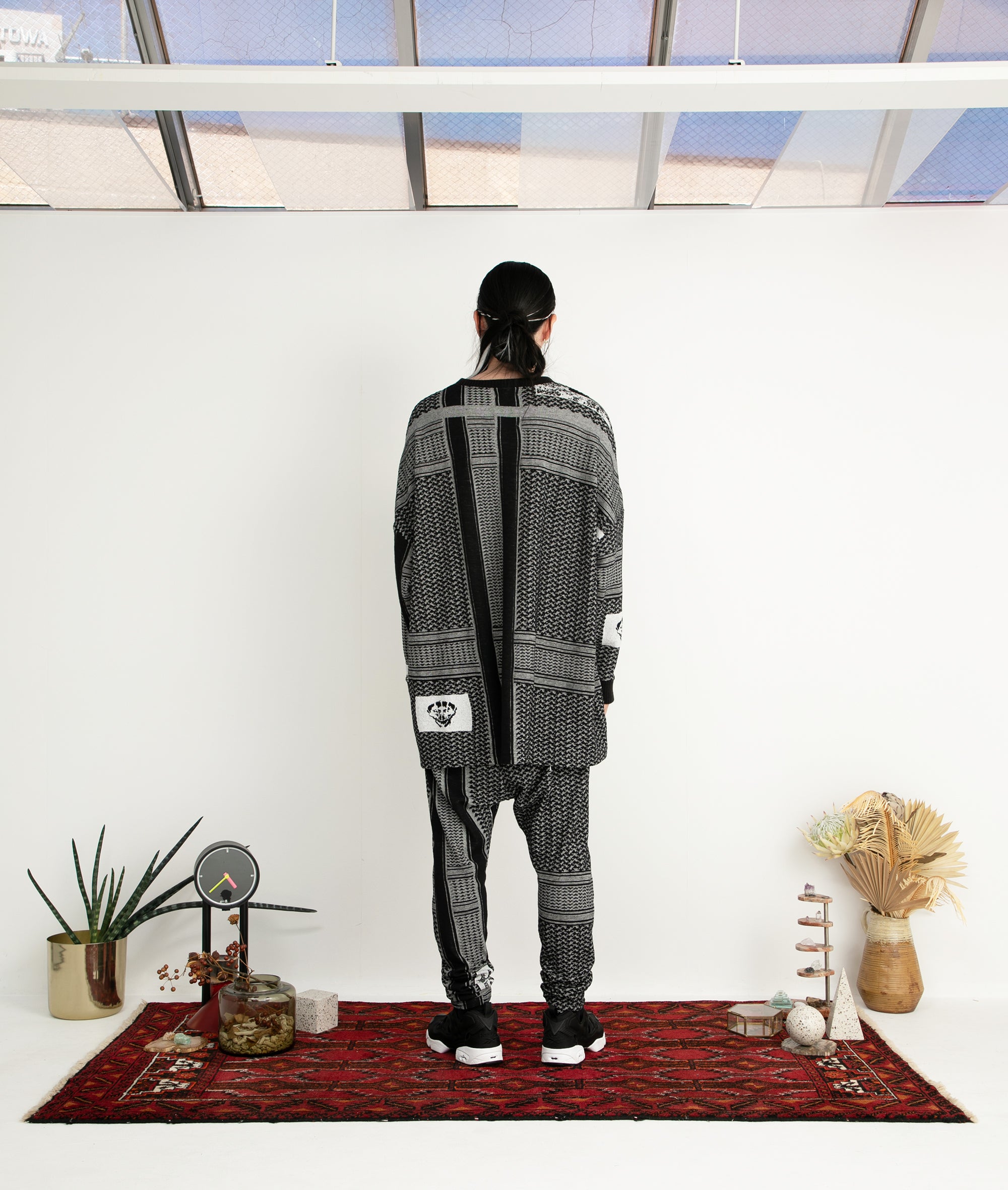 STOF / Roots JQ Pulover - SCHMUG
