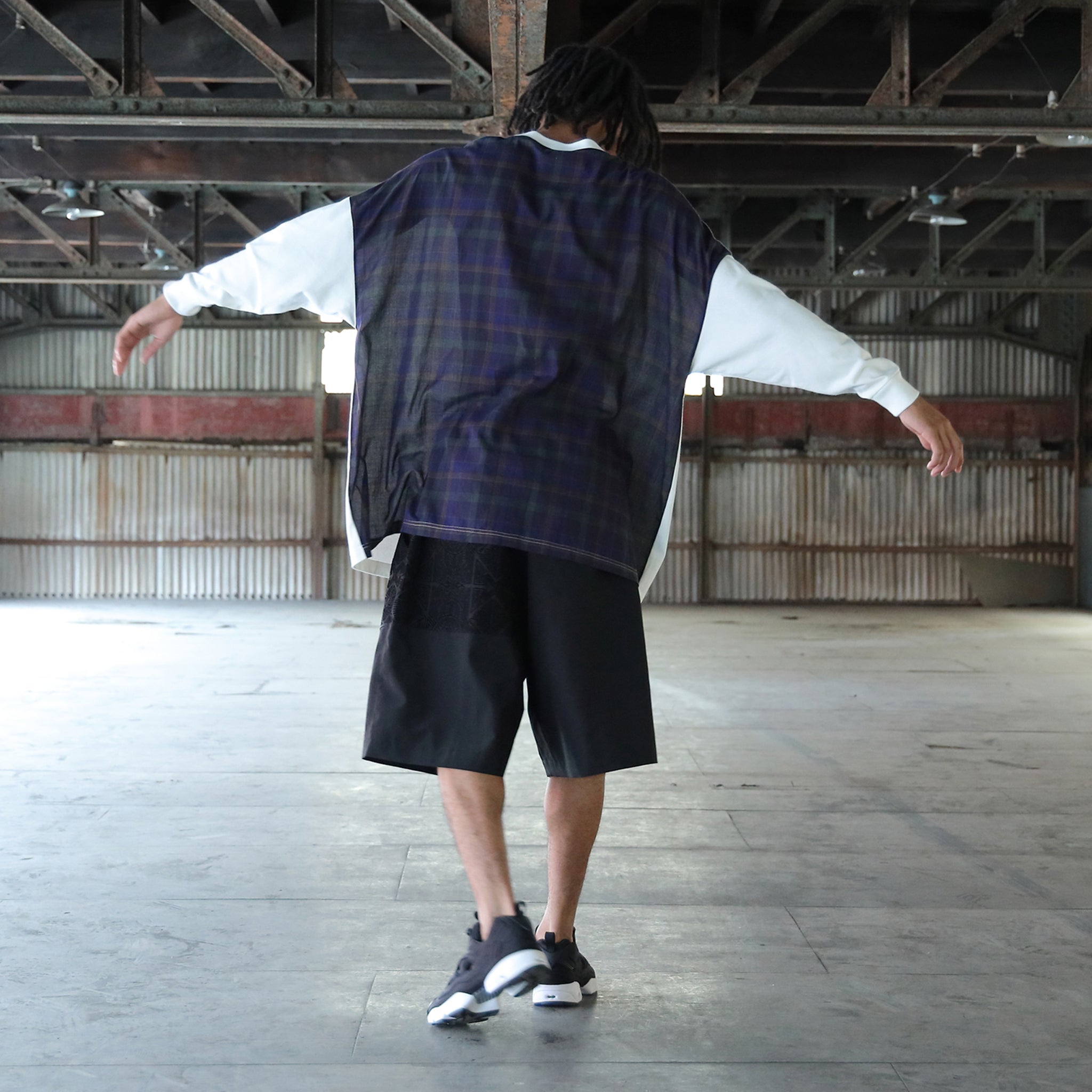 STOF / Edition Embroi L/S Tee - WHITE