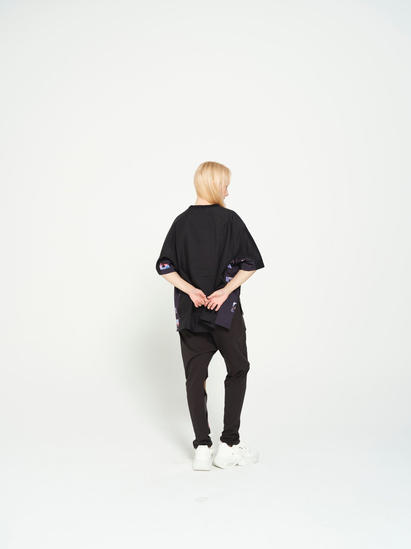 STOF / PEDESTRIAN SHIRT TEE - BLACK