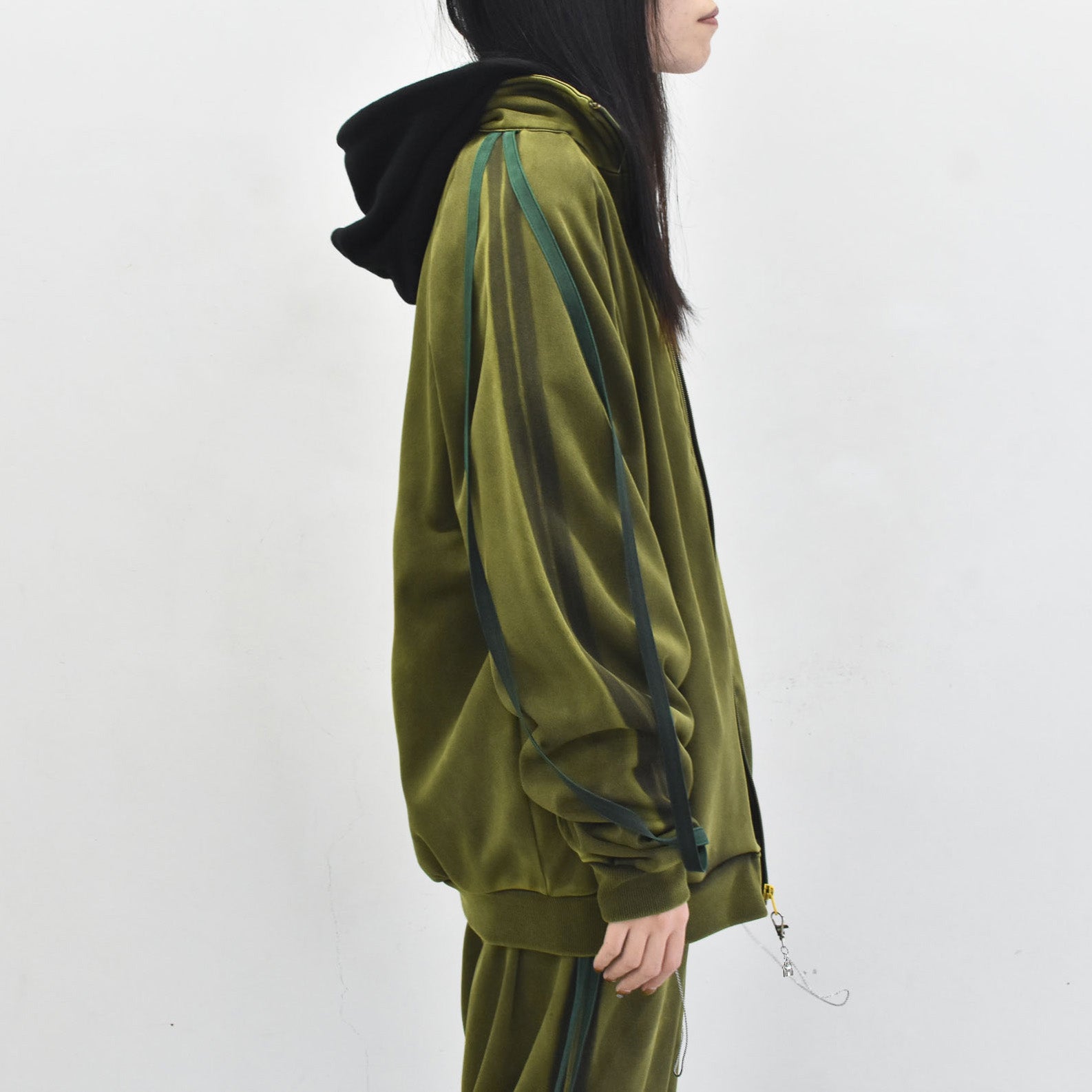 BODYSONG. / PIGMENT TRACKJ F25 - GREEN