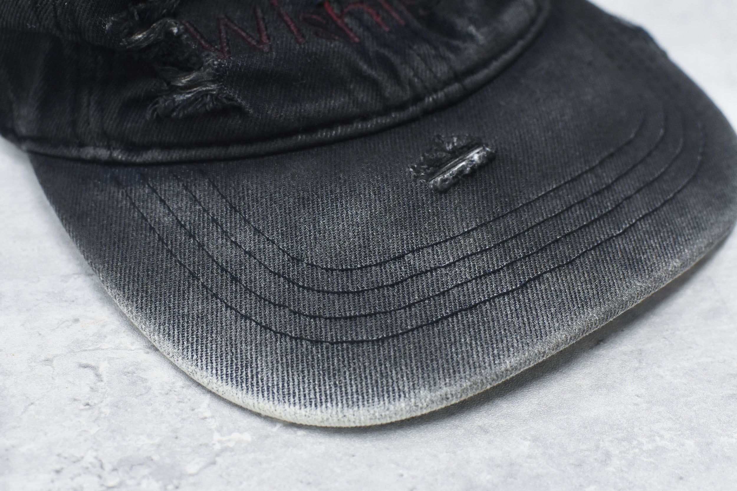 BODYSONG. / DAMAGED DENIM CAP THEME - BLACK