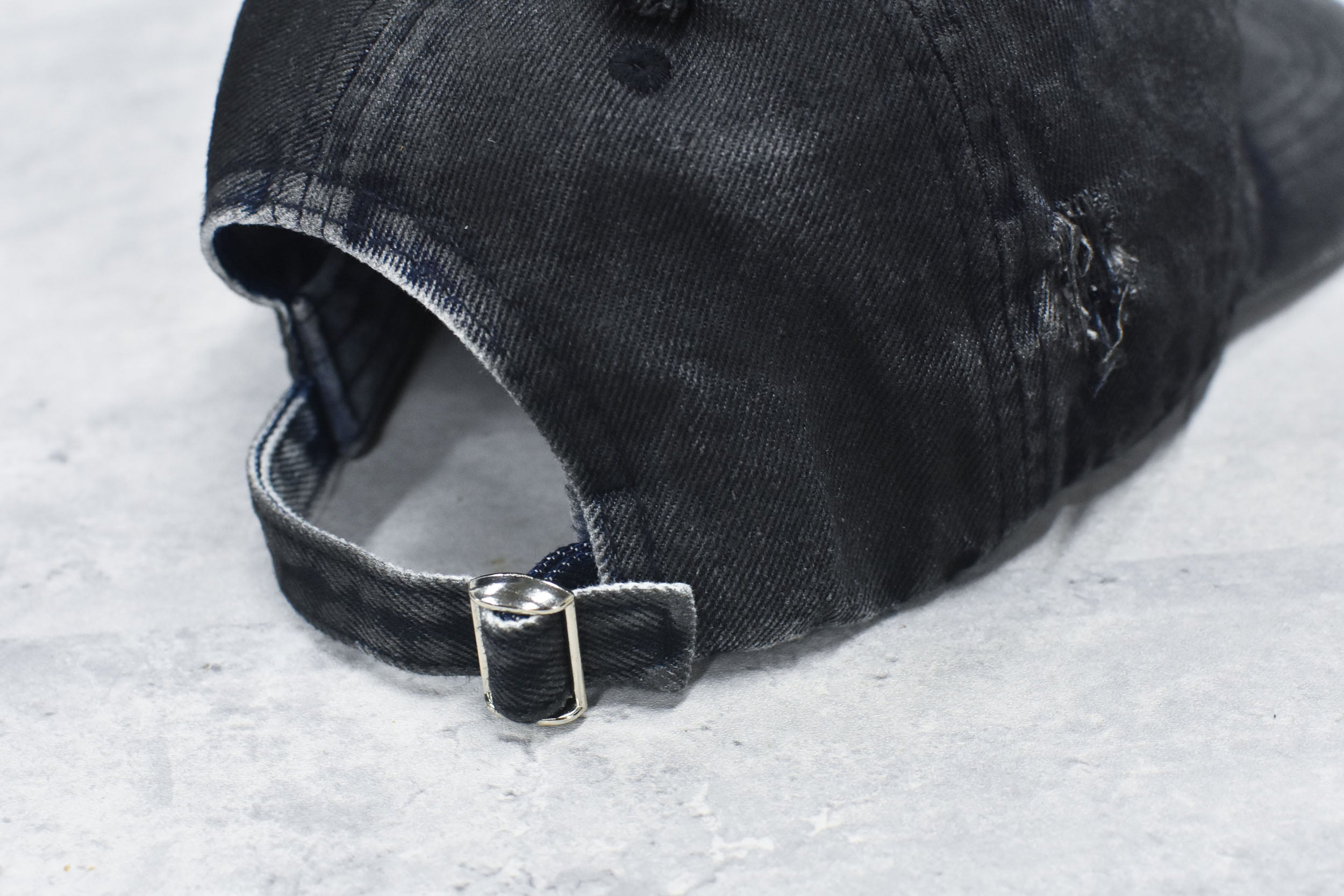 BODYSONG. / DAMAGED DENIM CAP THEME - BLACK