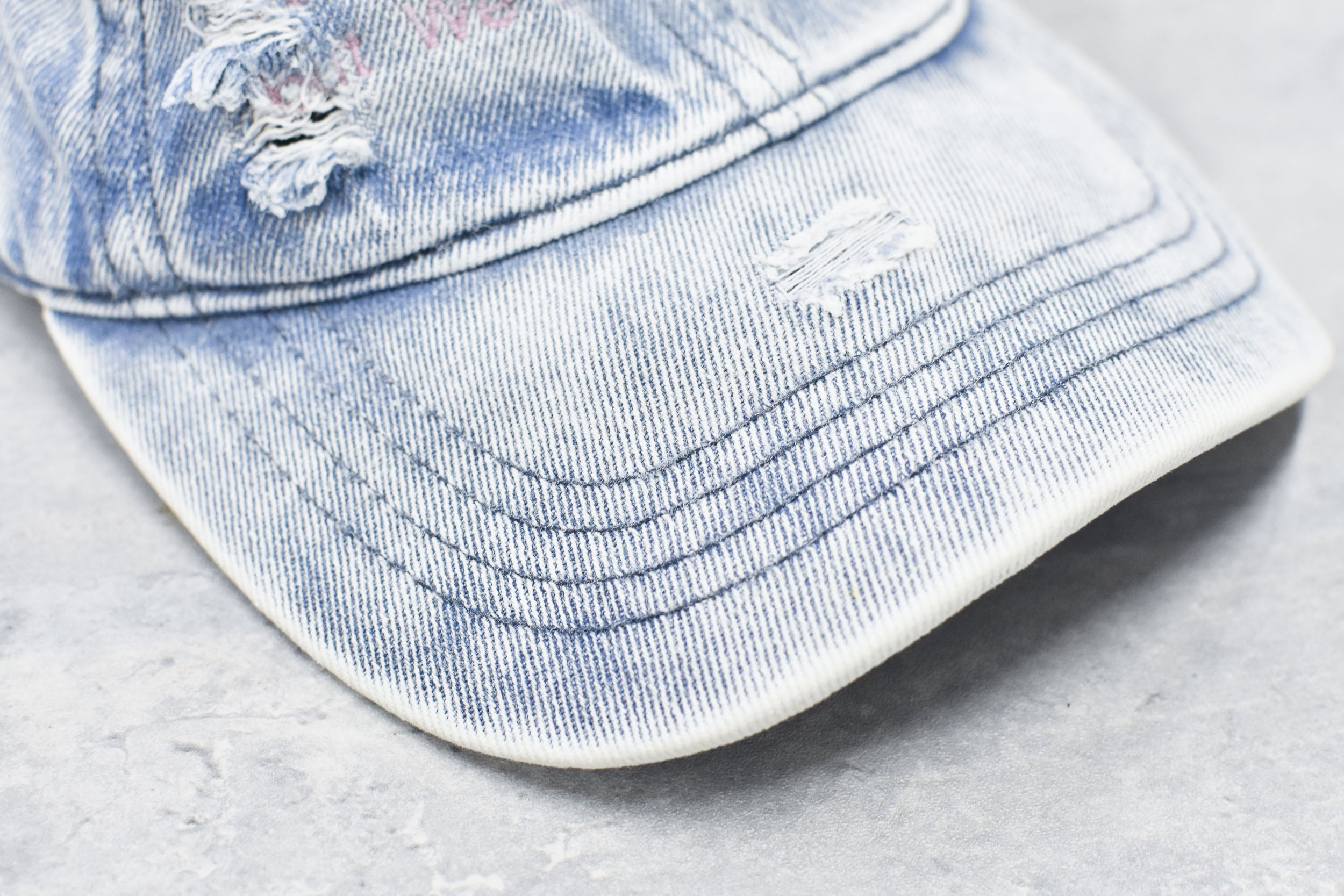 BODYSONG. / DAMAGED DENIM CAP THEME - BLUE
