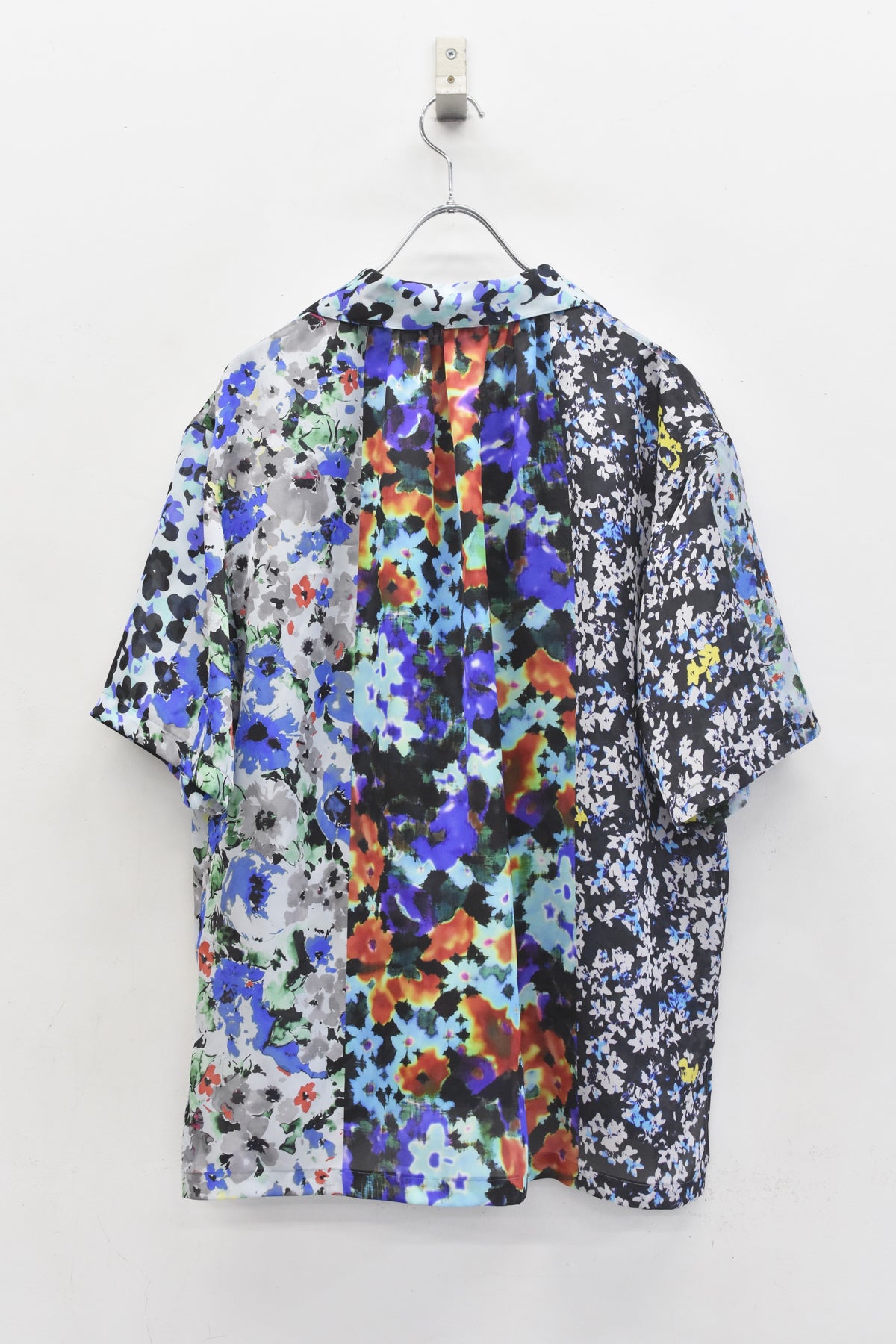 先行予約 NewRose / FLOWER BLOCK Print Open-collar SHIRT