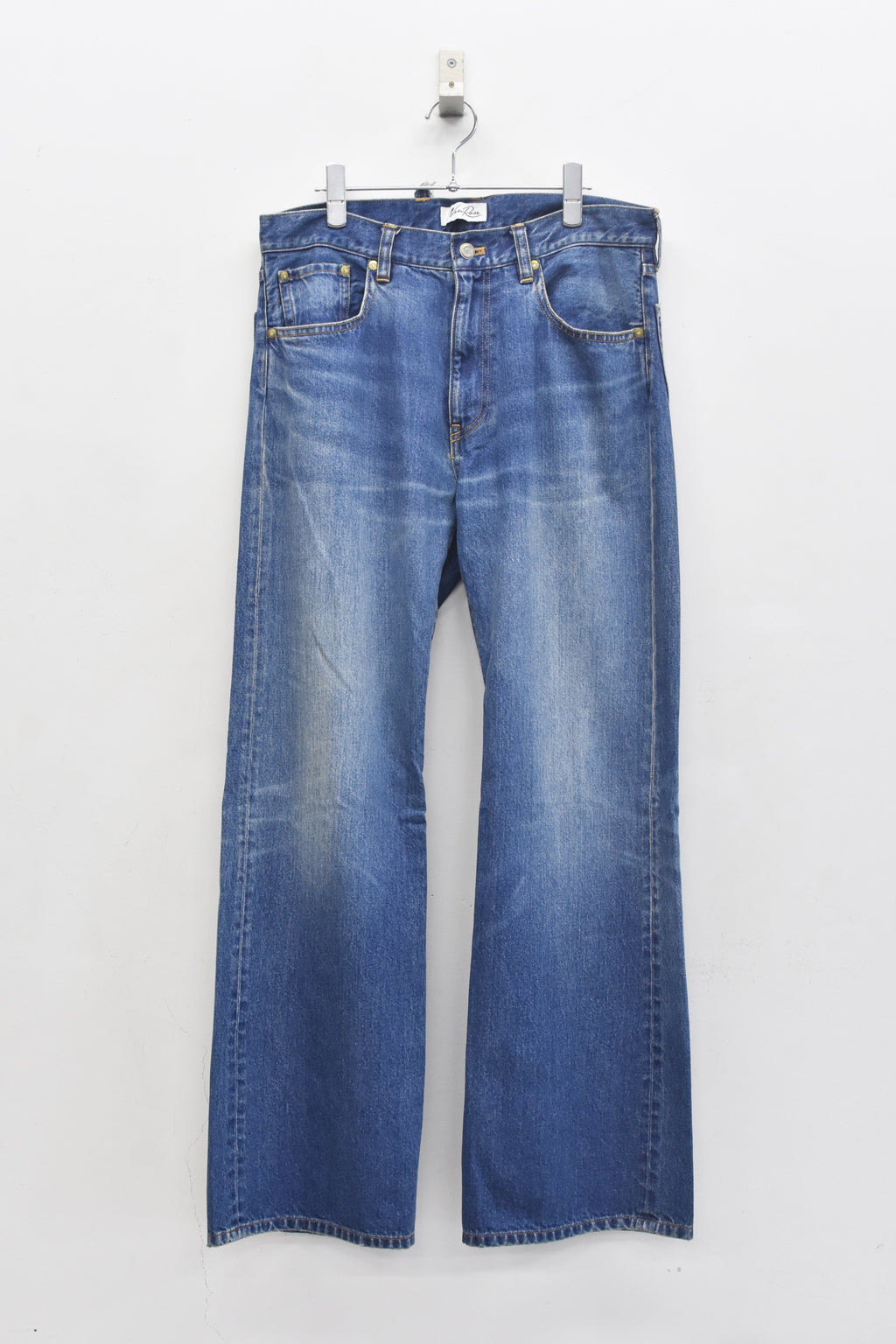 先行予約 NewRose / MIDDLE FIT FLARE PANTS (Distressed finish）