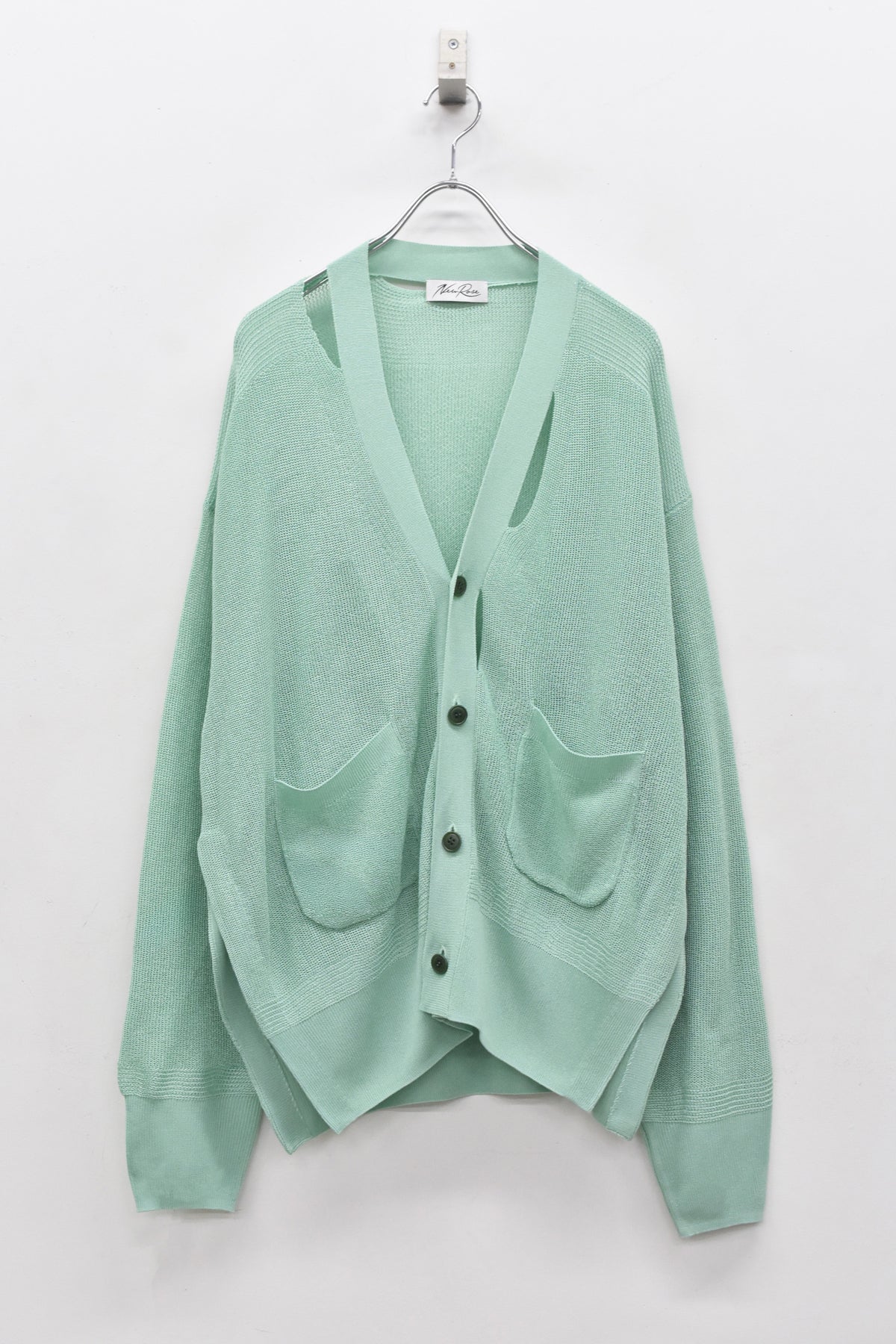 先行予約 NewRose / COMMANDO V NECK CARDIGAN