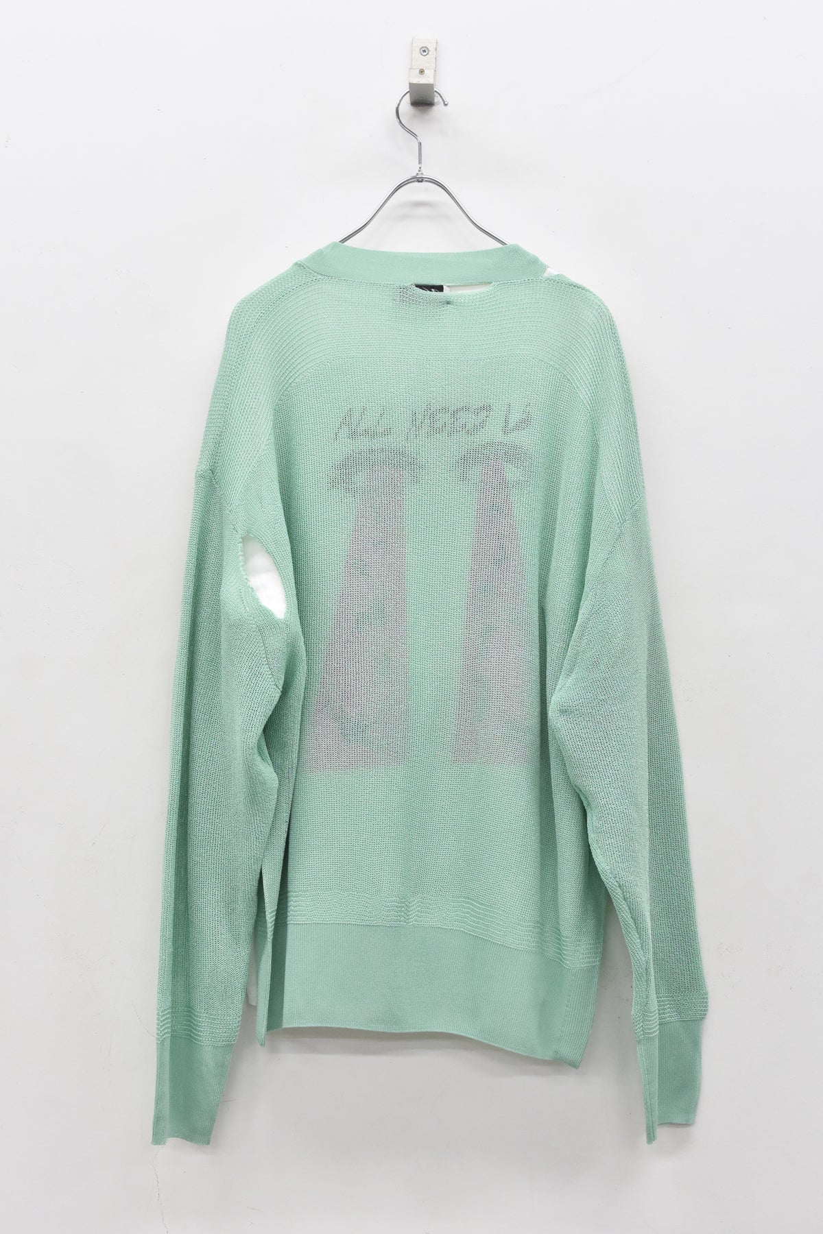 先行予約 NewRose / COMMANDO V NECK CARDIGAN