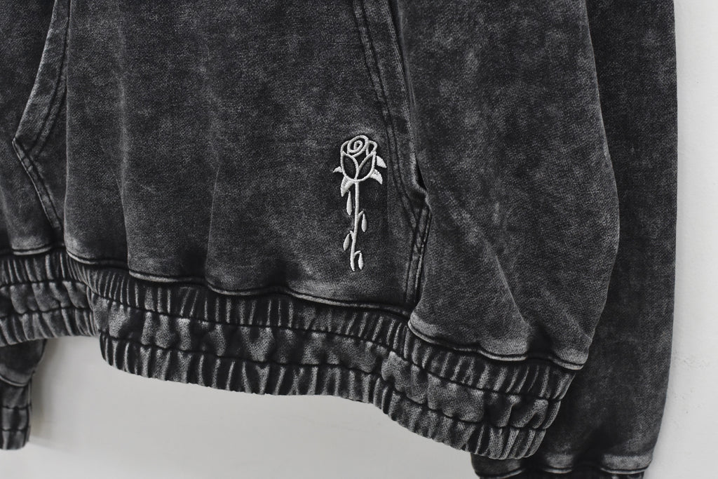 先行予約 NewRose / RANDOM BLEACH SWEAT SHIRT