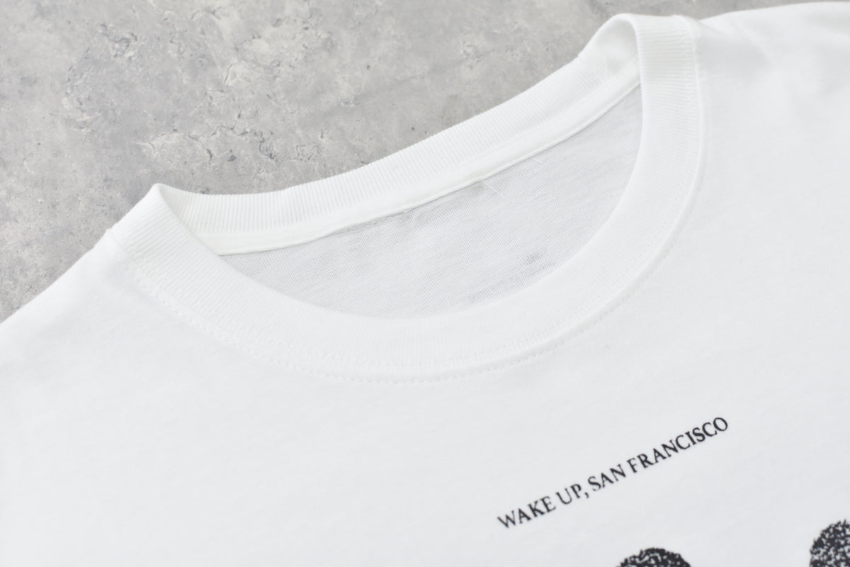 FUMEI / WAKE UP SANFRANCISCO TEE - WHITE