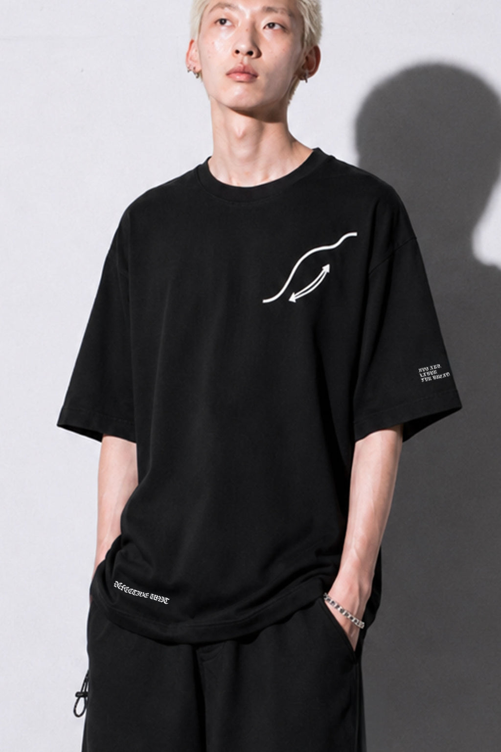FUMEI / fake smile TEE - BLACK