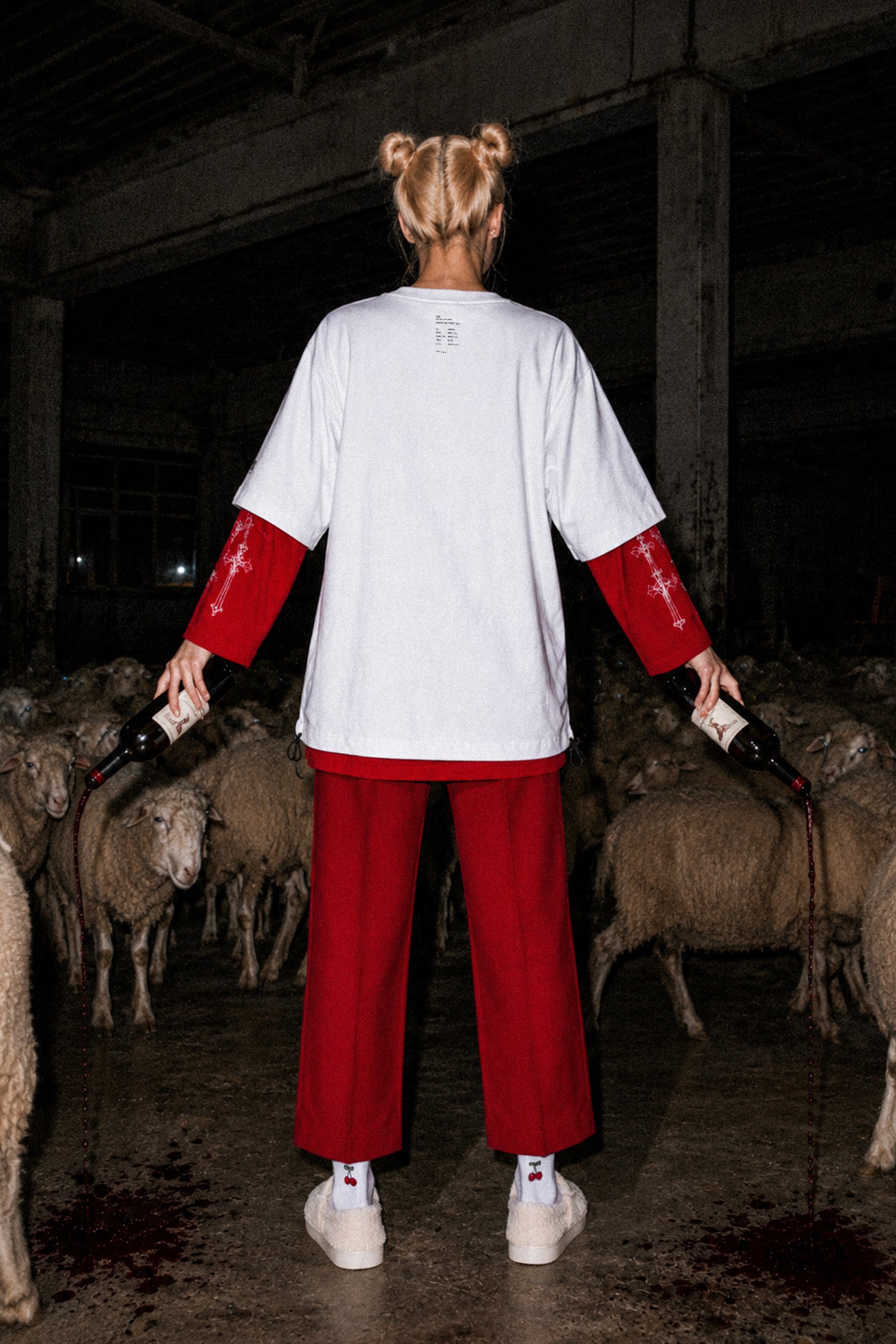 FUMEI / FALLING SHEEP TEE - WHITE