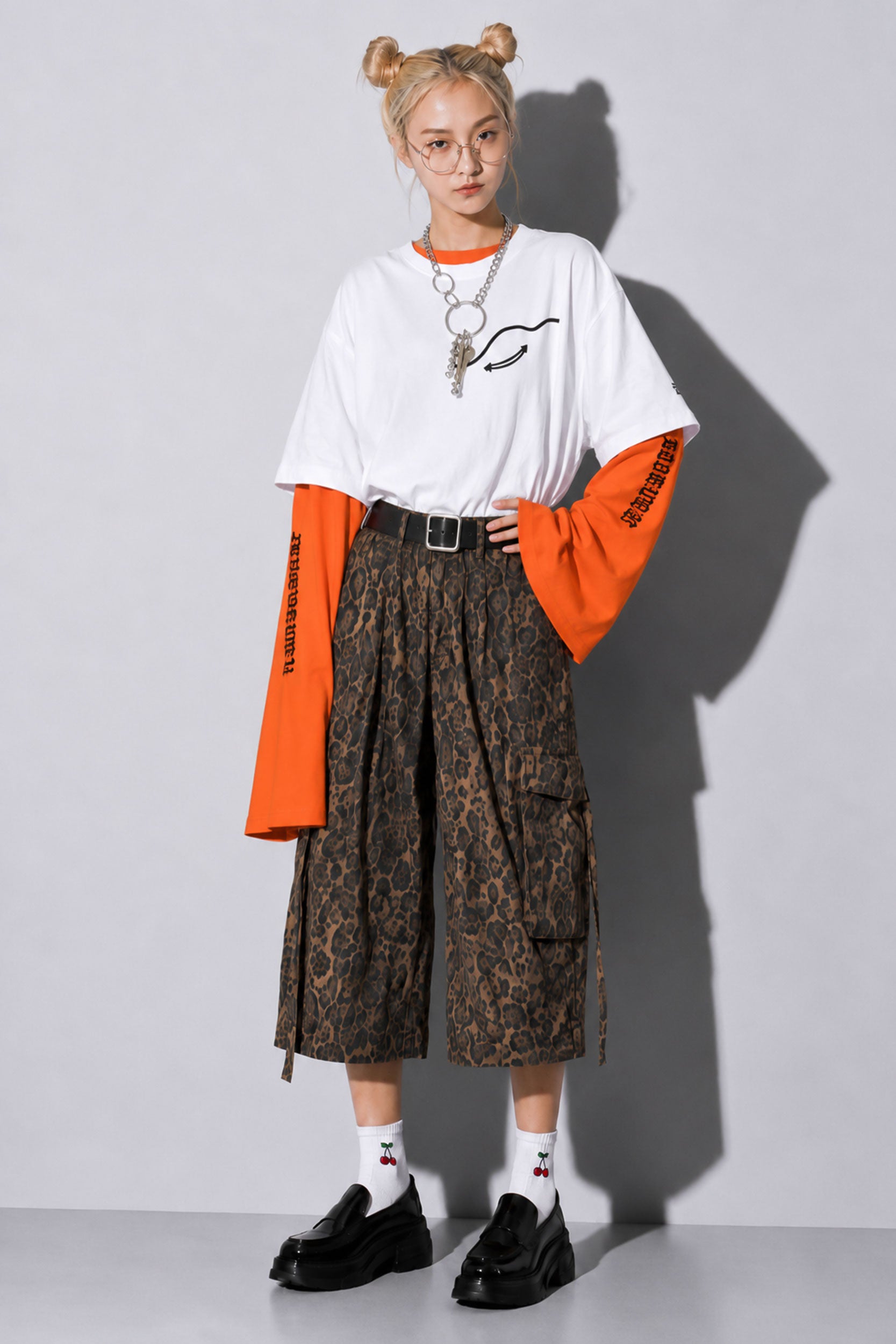 FUMEI / fake smile TEE - WHITE