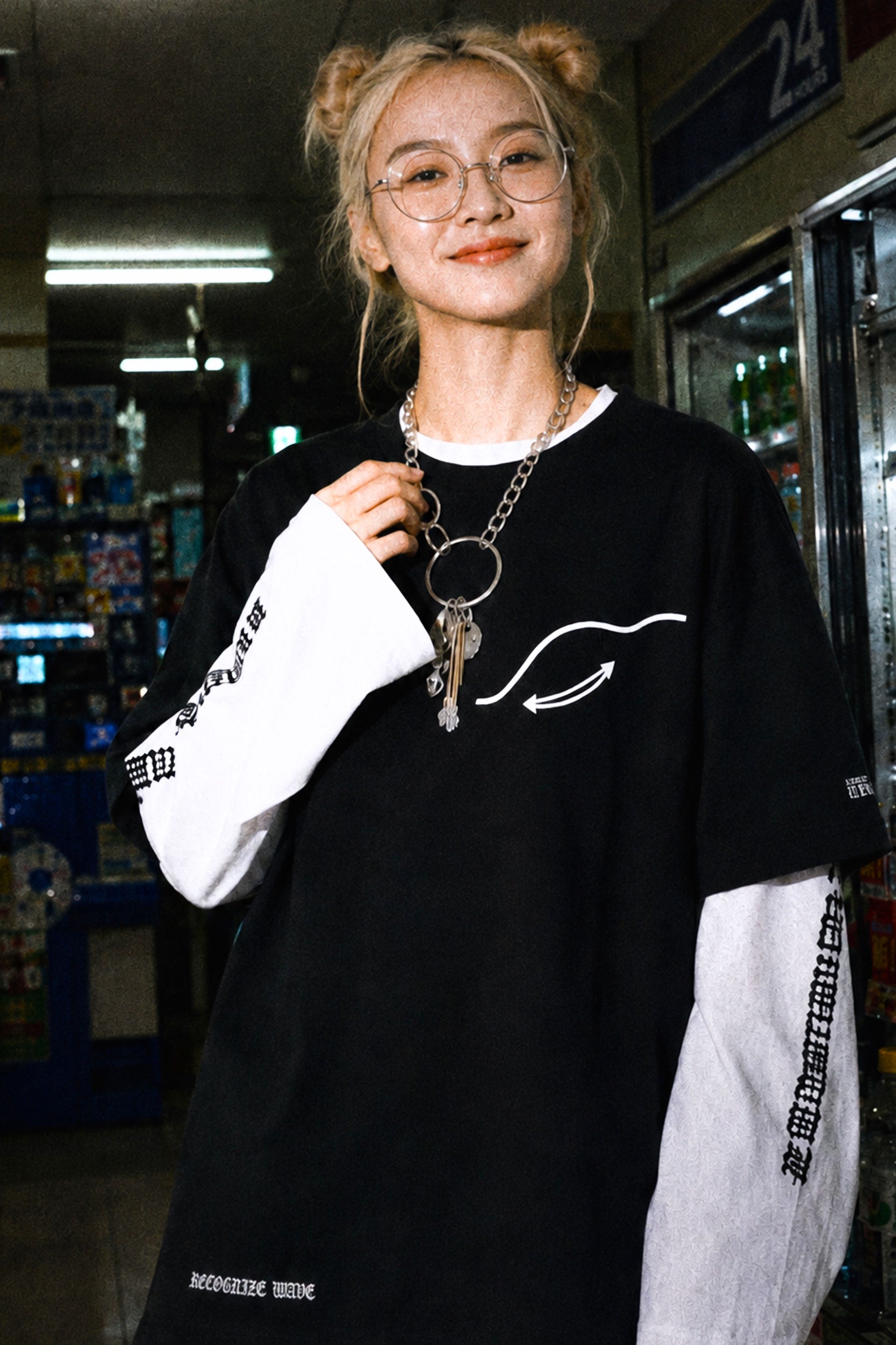 FUMEI / fake smile TEE - BLACK