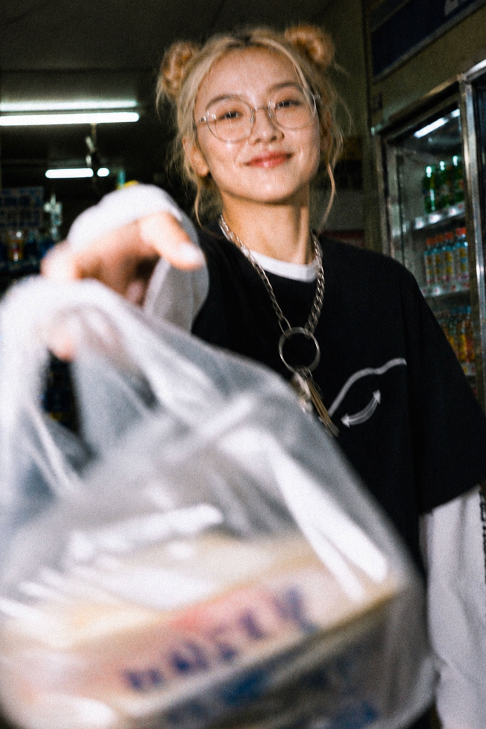 FUMEI / fake smile TEE - BLACK