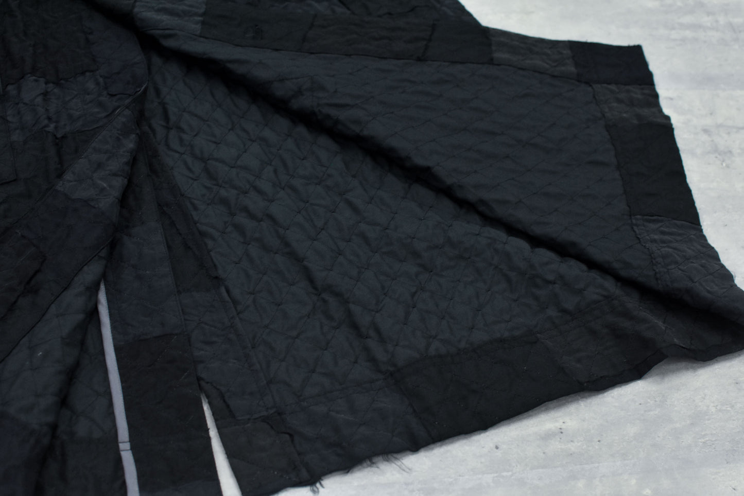 NewRose / Patchwork Quilt Raglan Sleeve Coat - BLACK