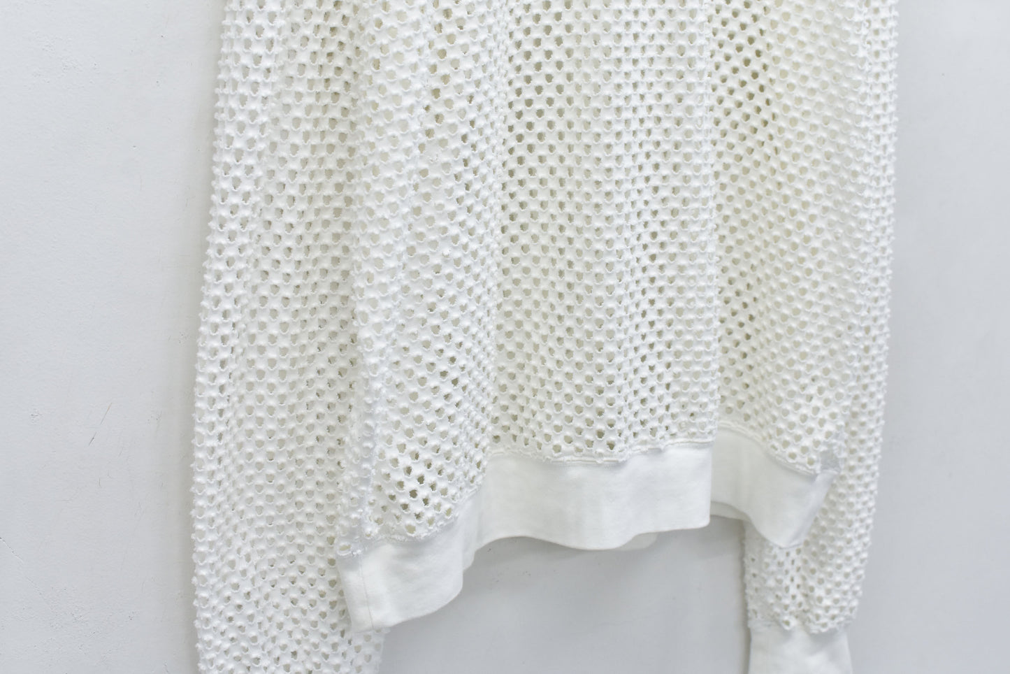 NewRose / Punched Fabric Long-sleeved Polo Shirt - WHITE