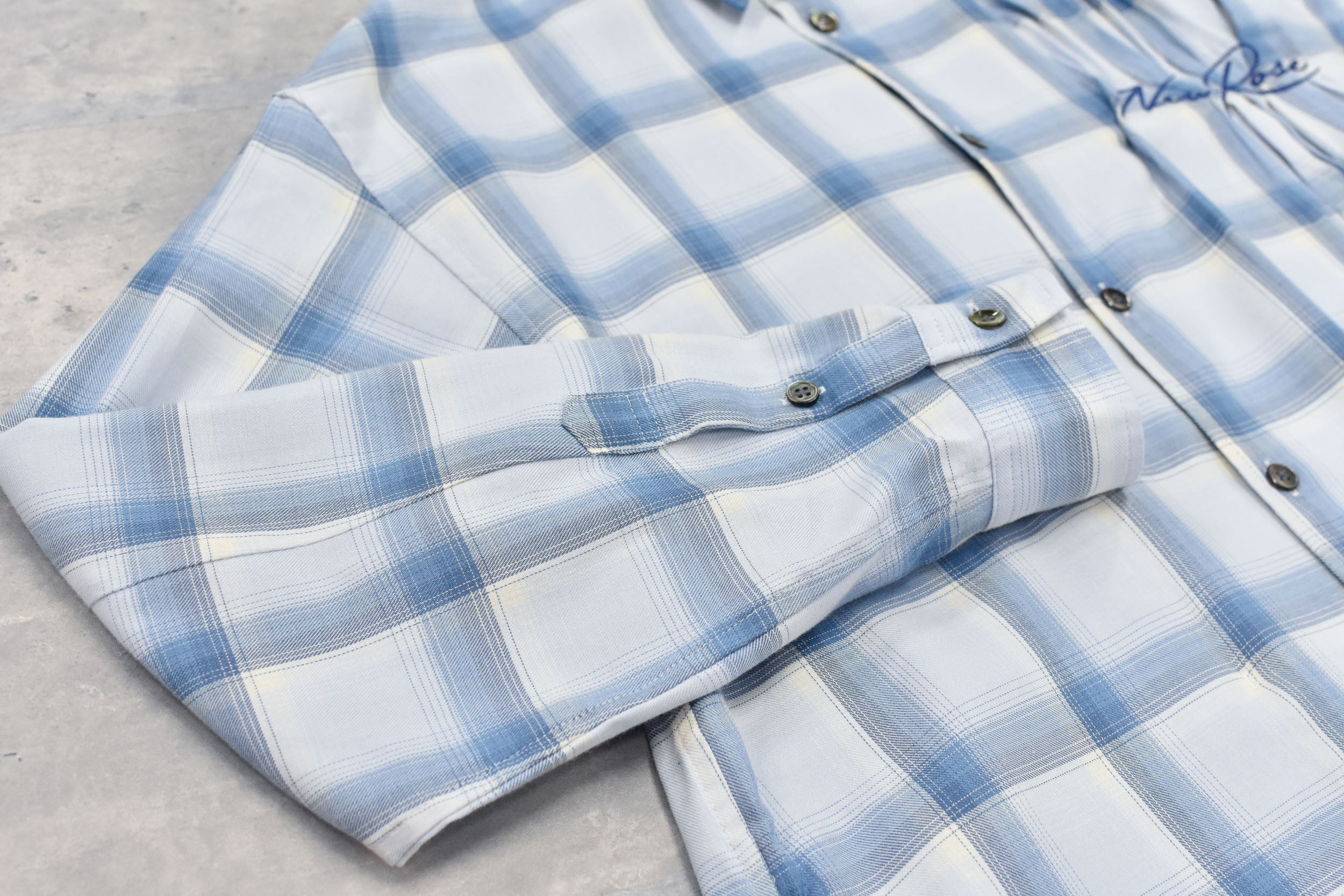 NewRose / Embroidery Wrinklework Long-sleeve Shirt - BLUE OMBRE STRIPE