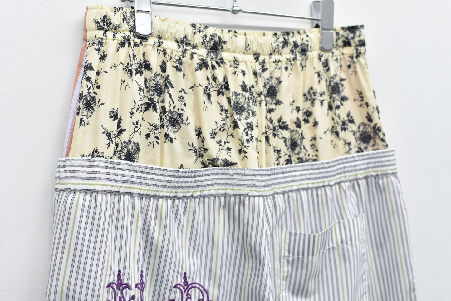 NewRose / Pajama Pants  Embroidery Print - GRAY STRIPE