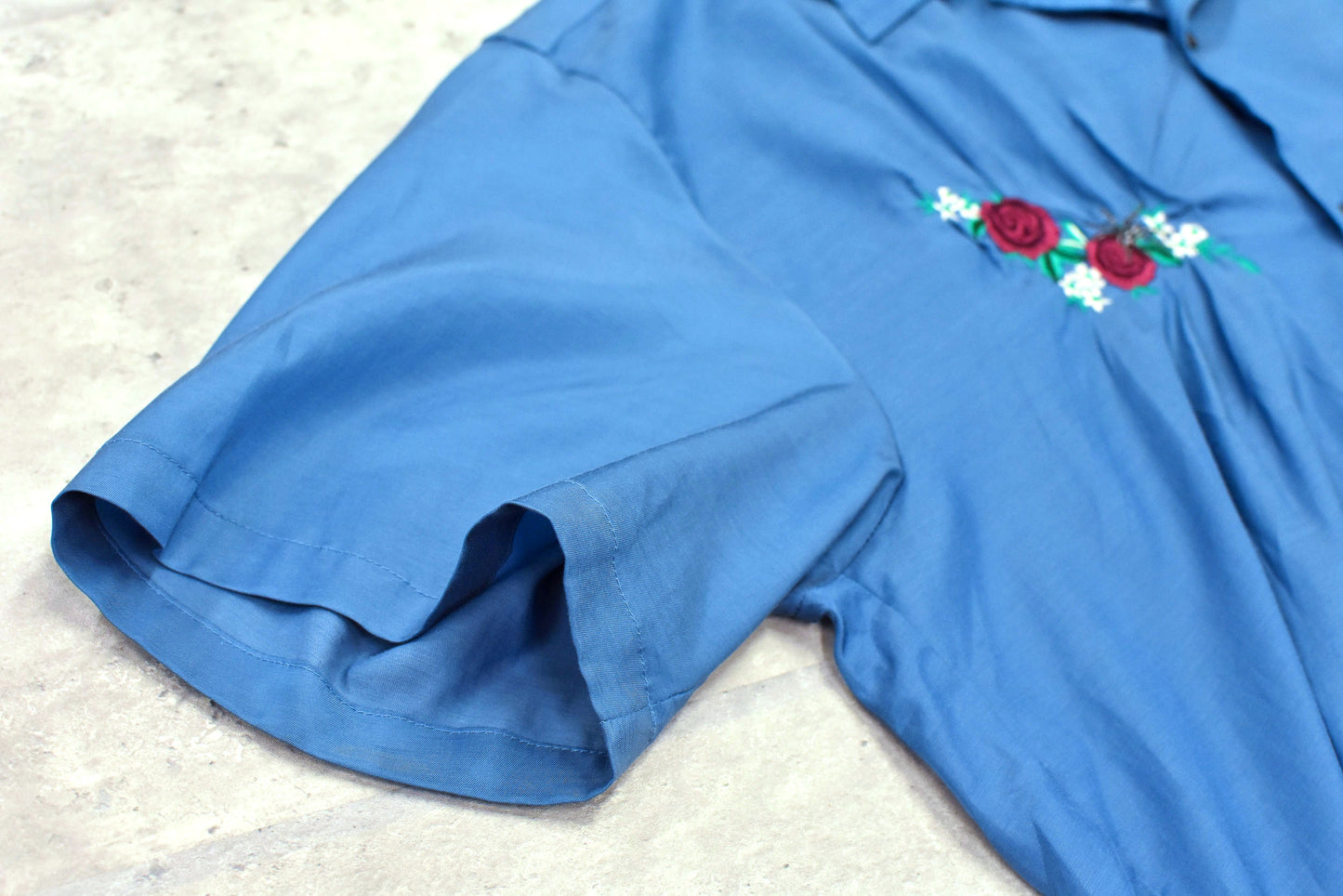 NewRose / Embroidery Wrinklework Shirt - BLUE