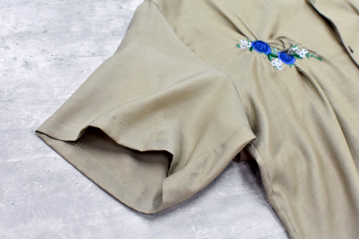 NewRose / Embroidery Wrinklework Shirt - BROWN BEIGE