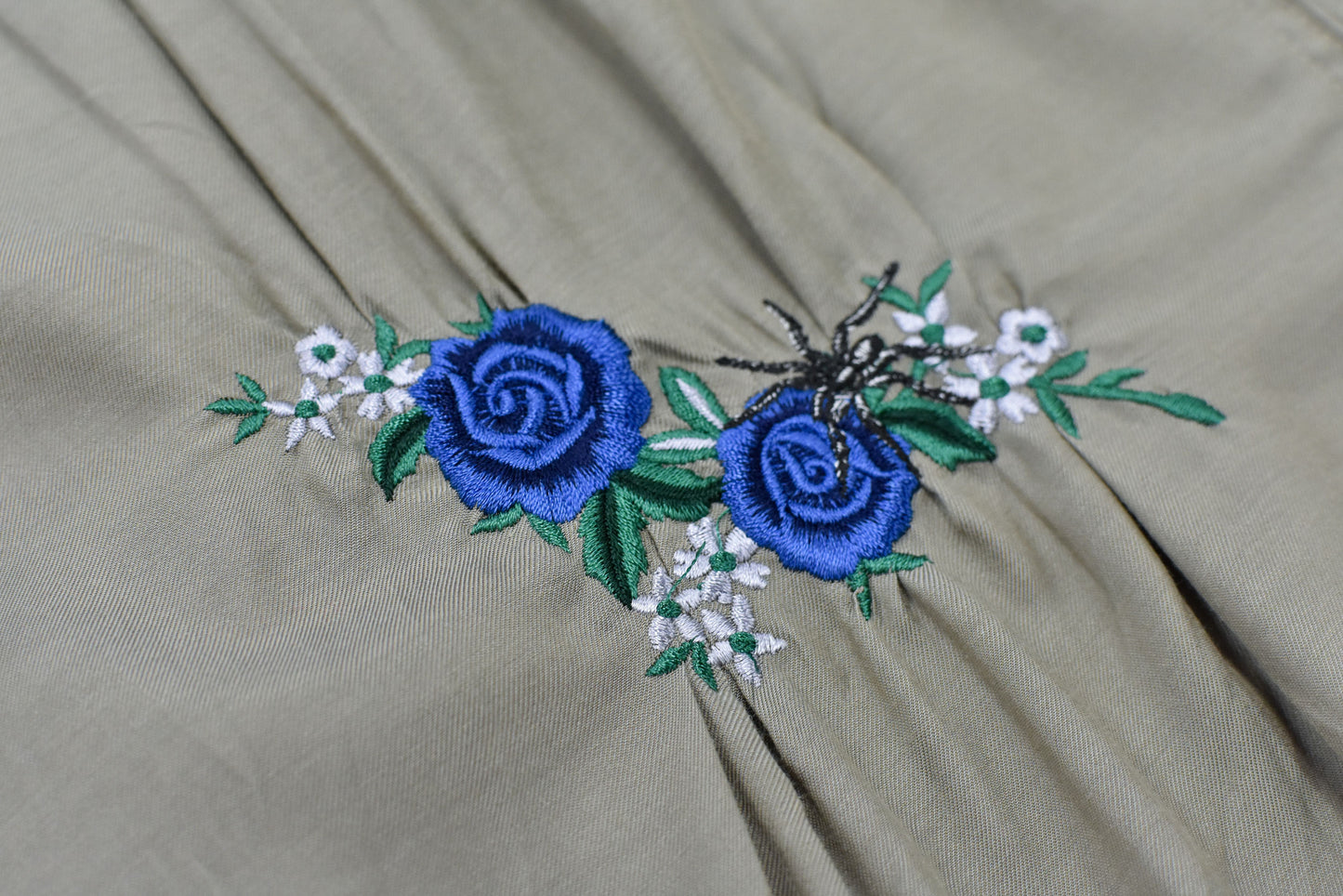 NewRose / Embroidery Wrinklework Blouson - BROWN BEIGE