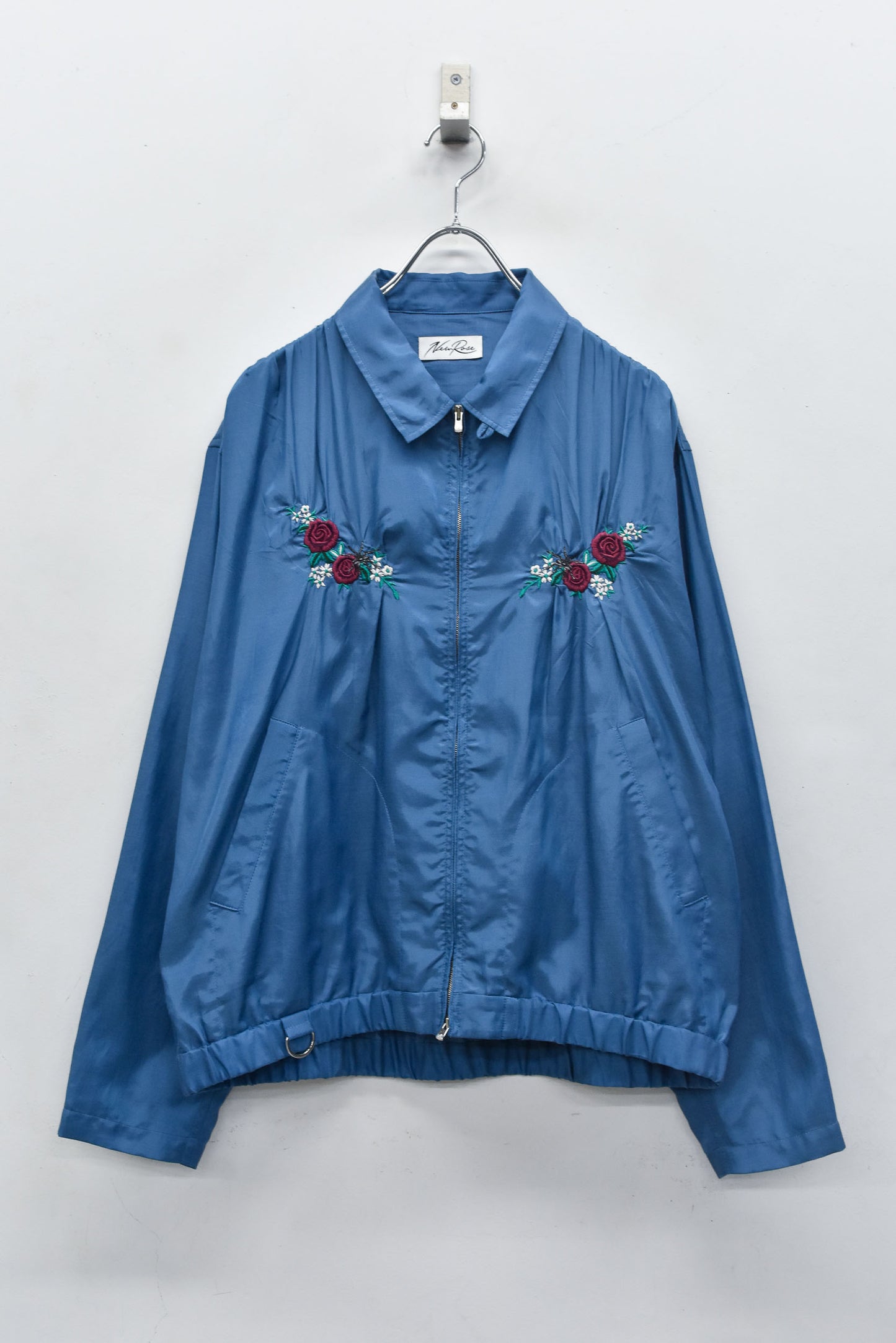 NewRose / Embroidery Wrinklework Blouson - BLUE