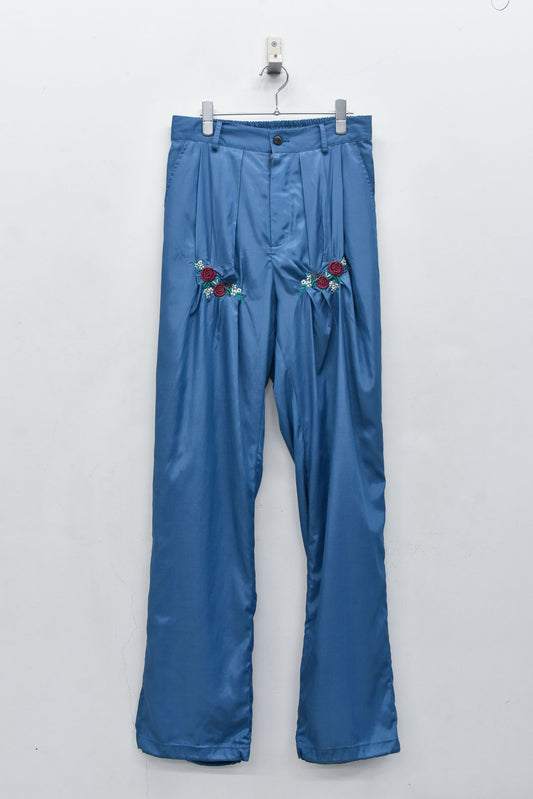 NewRose / Embroidery Wrinklework Tuck Pants - BLUE
