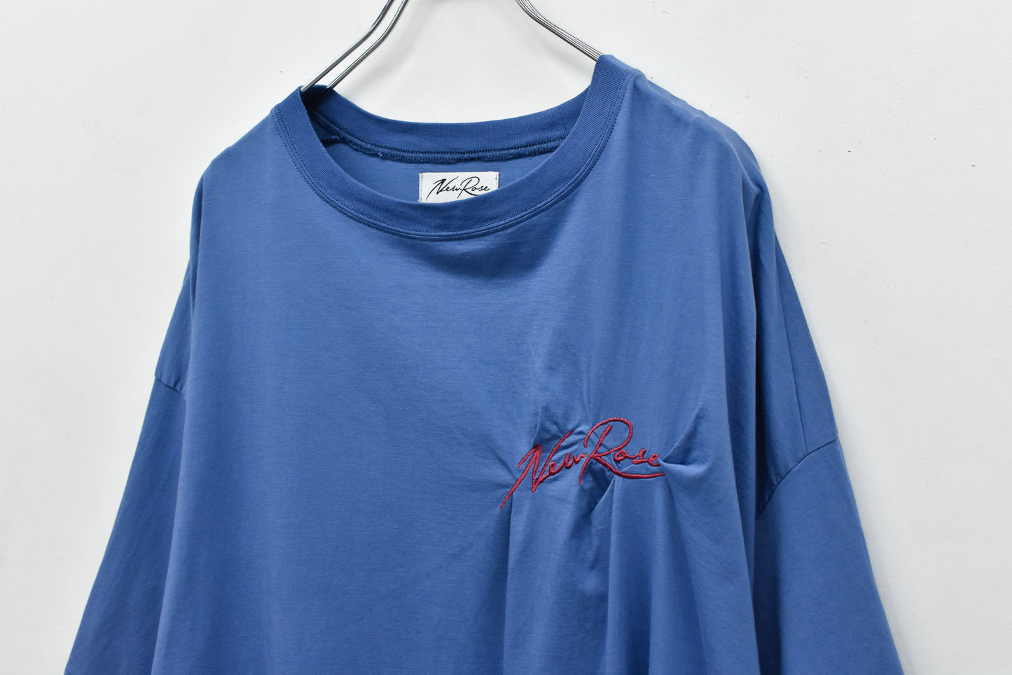 NewRose / Embroidery Wrinklework T-shirt - SMOKE BLUE