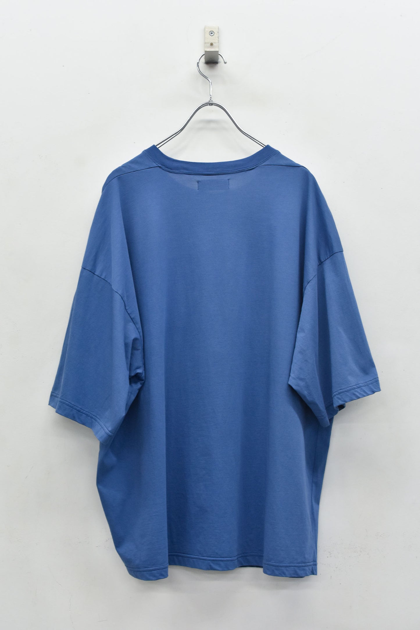 NewRose / Embroidery Wrinklework T-shirt - SMOKE BLUE