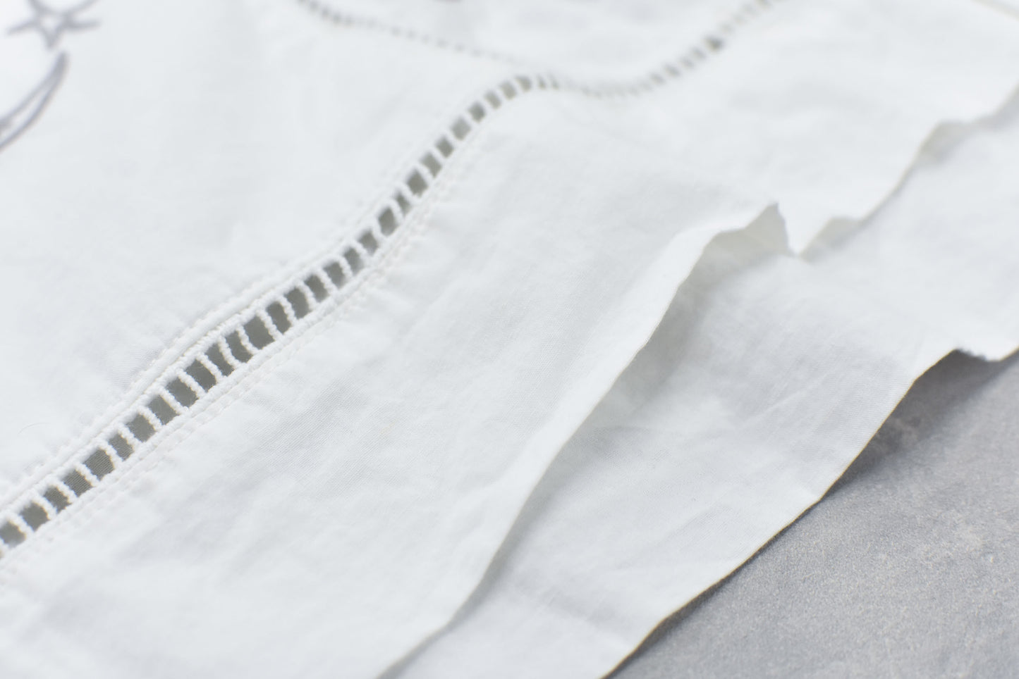 NewRose / Ladder Race×Embroidery Jacket - WHITE