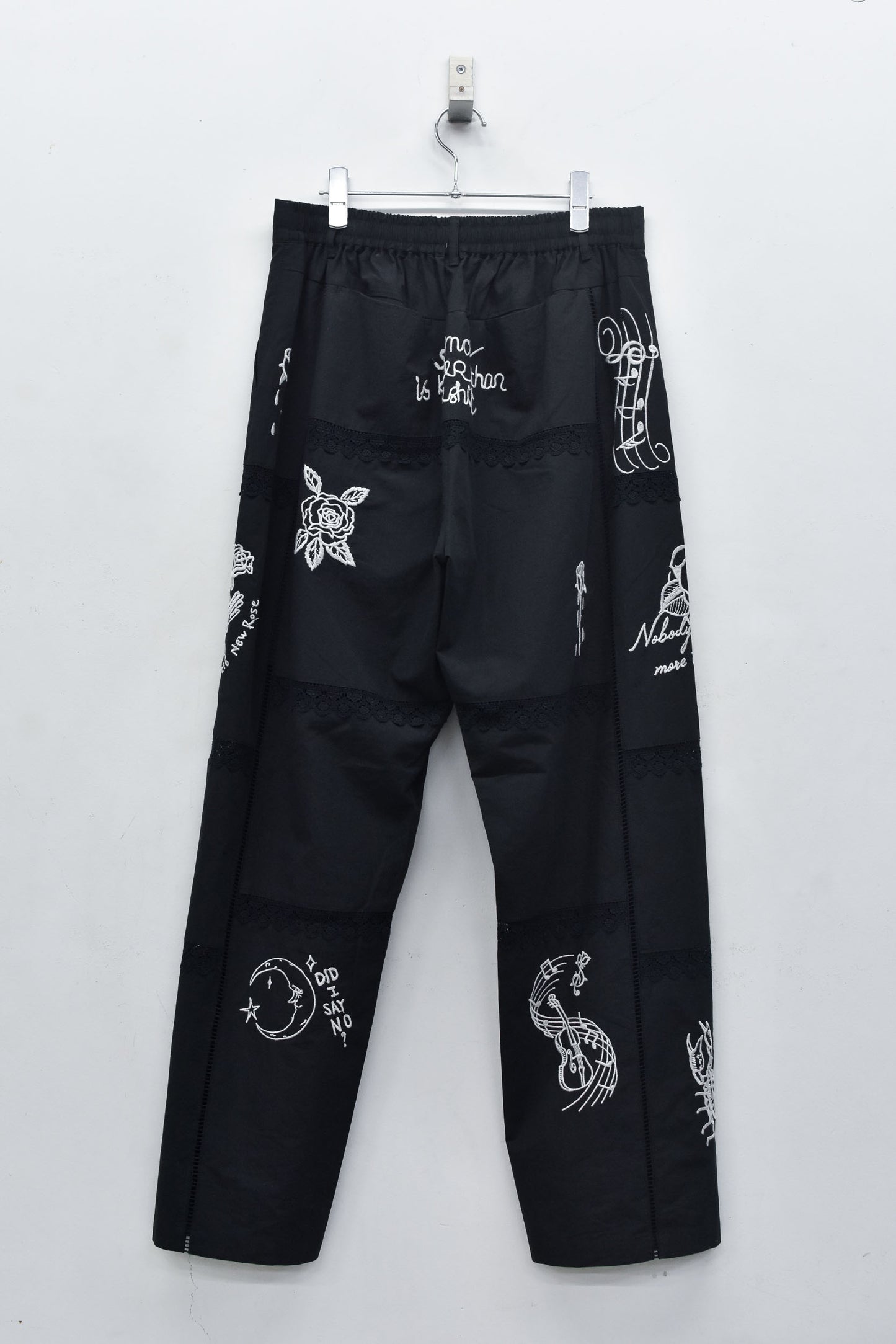 NewRose / Ladder Race×Embroidery Pants - BLACK