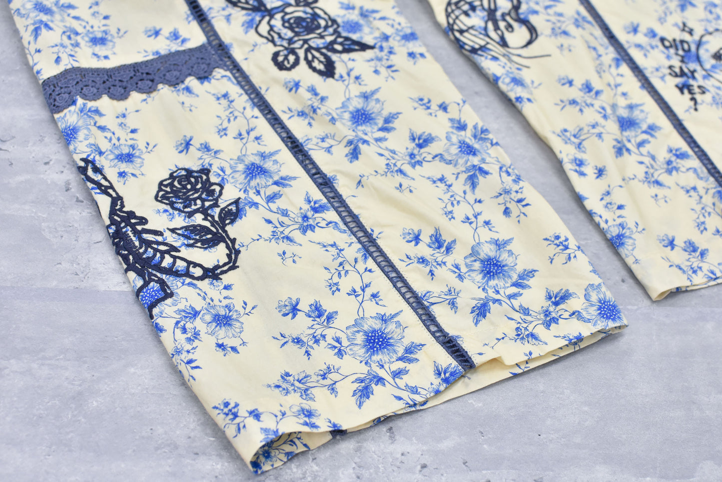 NewRose / Ladder Race×Embroidery Pants - BLUE FLOWER