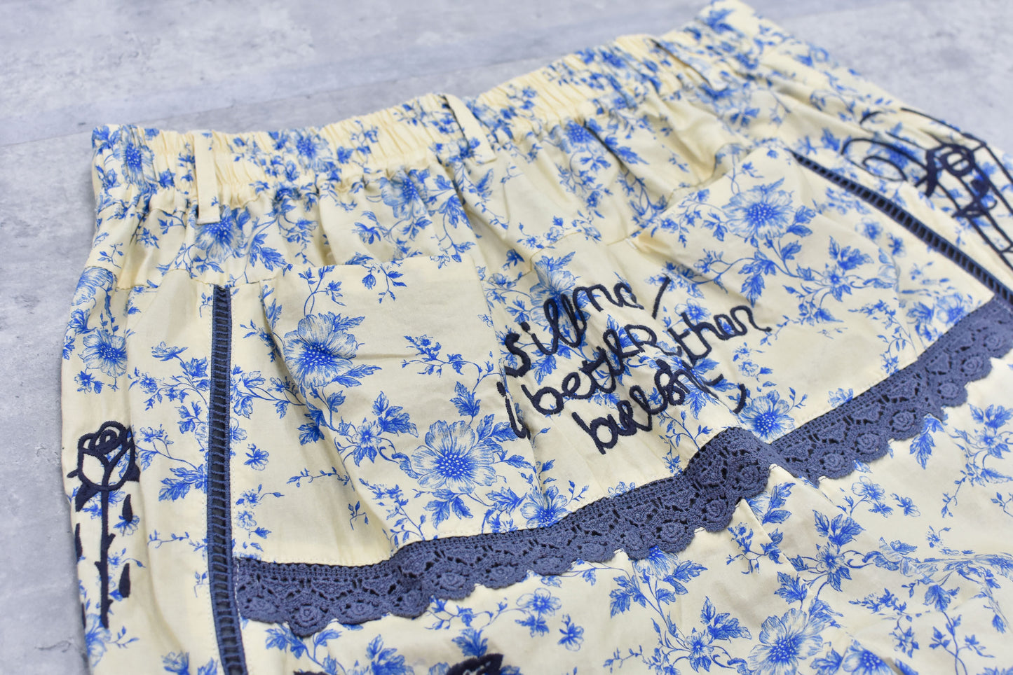 NewRose / Ladder Race×Embroidery Pants - BLUE FLOWER