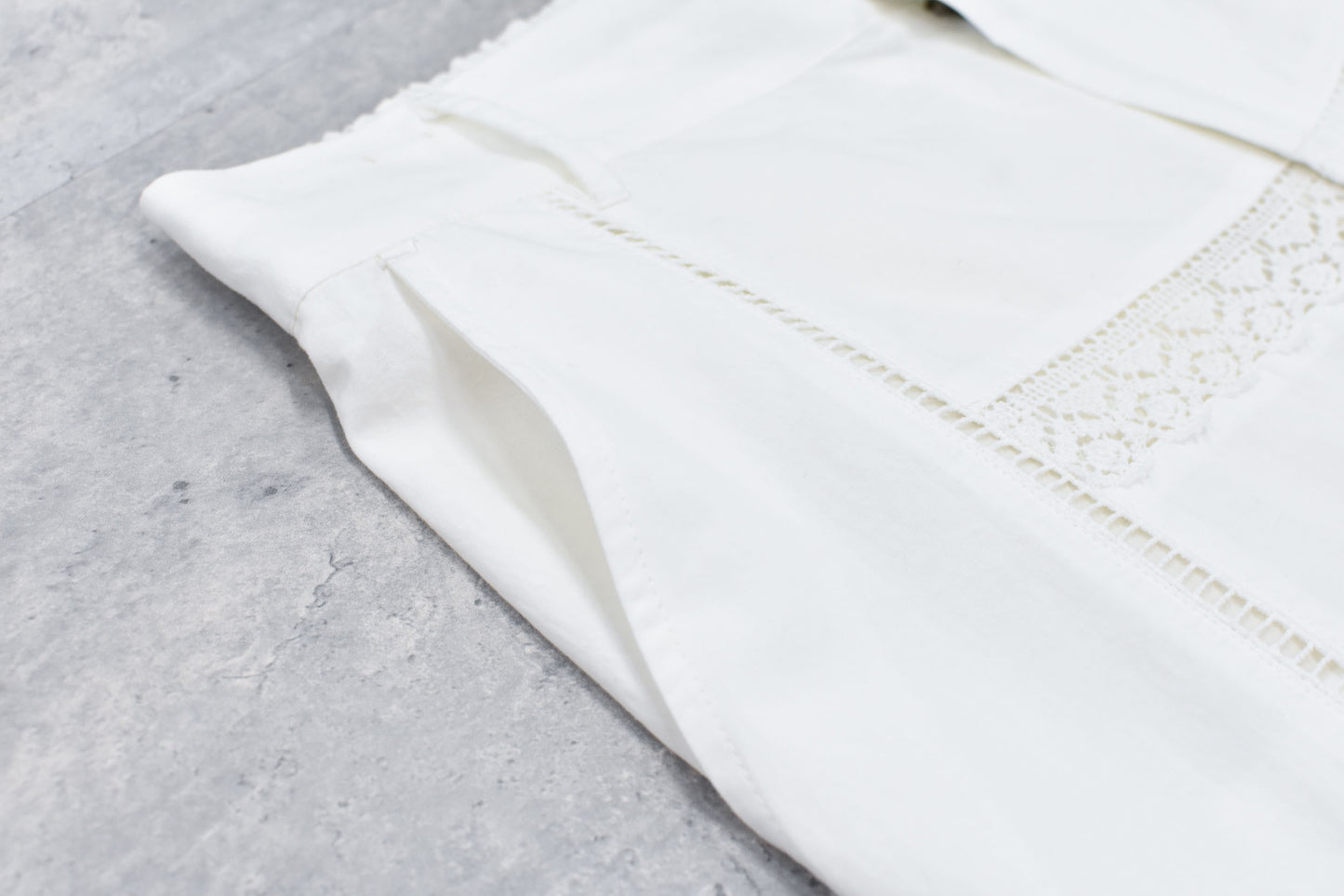 NewRose / Ladder Race×Embroidery Pants - WHITE