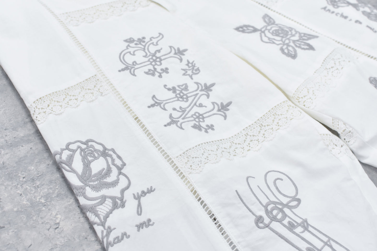 NewRose / Ladder Race×Embroidery Pants - WHITE