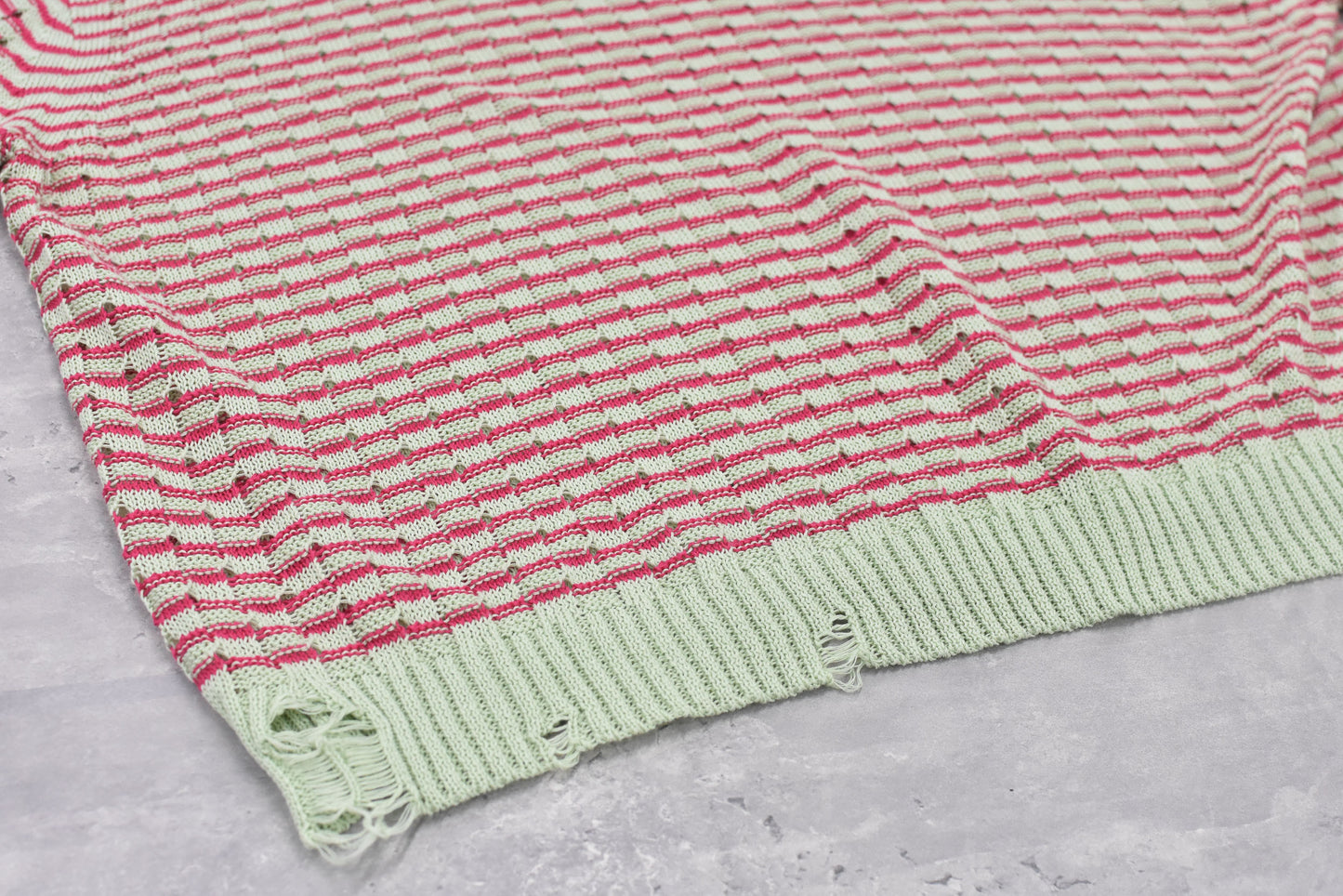 NewRose / Links Knitting Destroy Pullover - PEAL GREEN*ROSE PINK