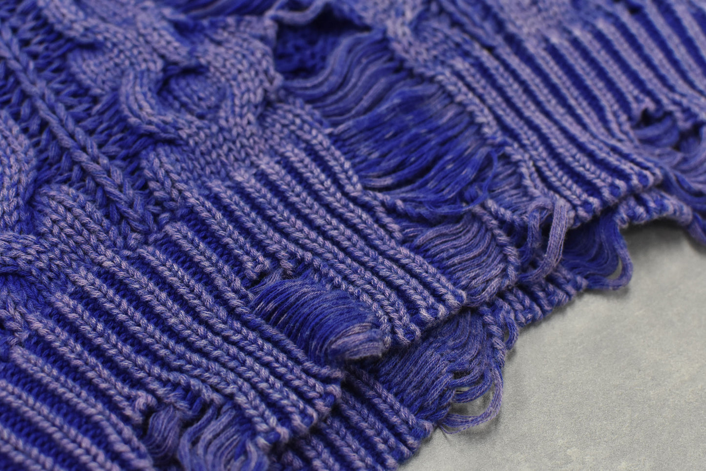 NewRose / Rope Knitting Pigment Destroy Pullover - BLUE