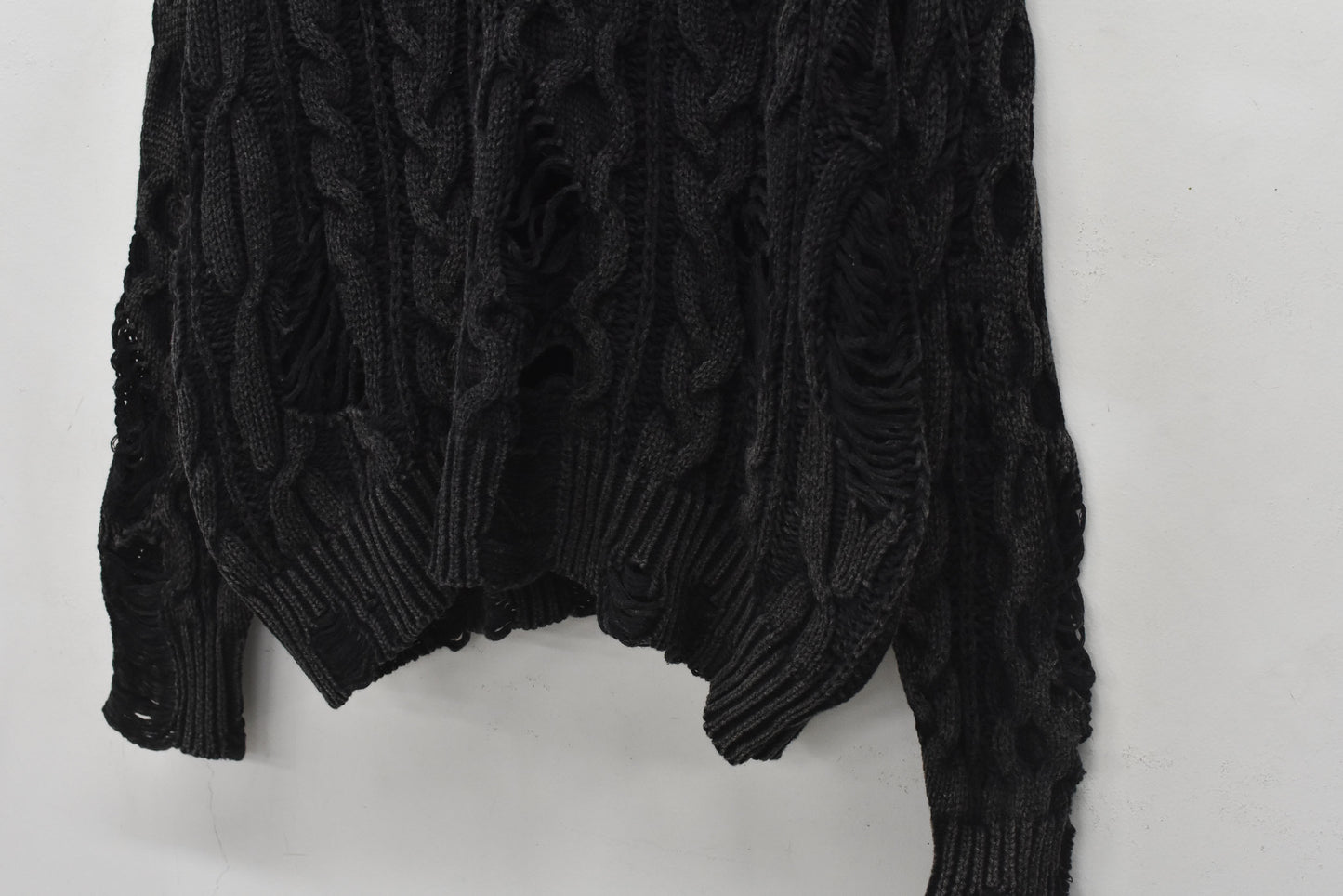 NewRose / Rope Knitting Pigment Destroy Pullover - BLACK
