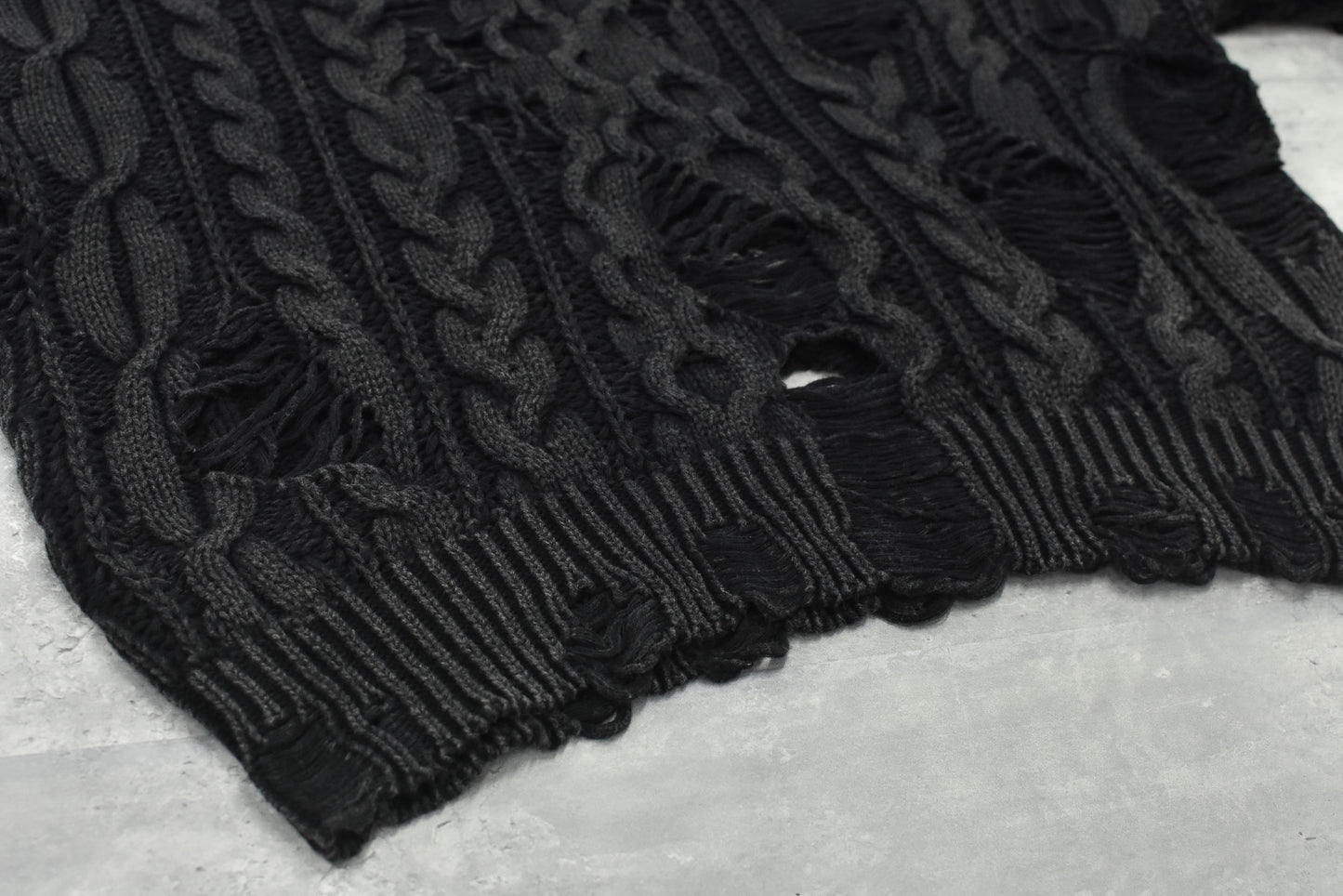 NewRose / Rope Knitting Pigment Destroy Pullover - BLACK