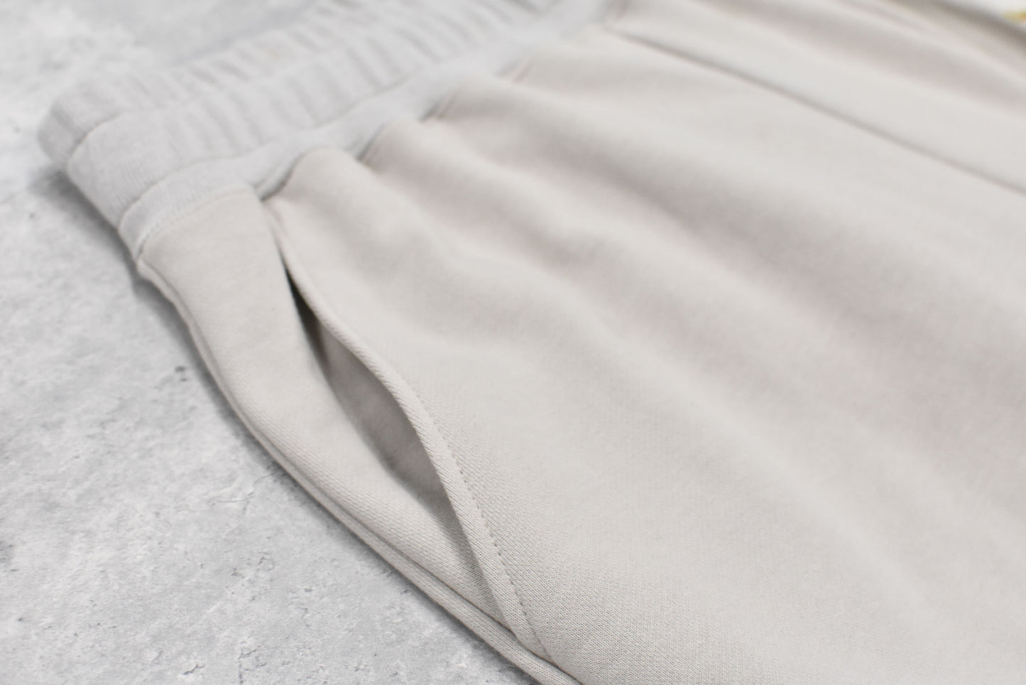 NewRose / Embroidery Wrinklework Sweatpants - GRAY