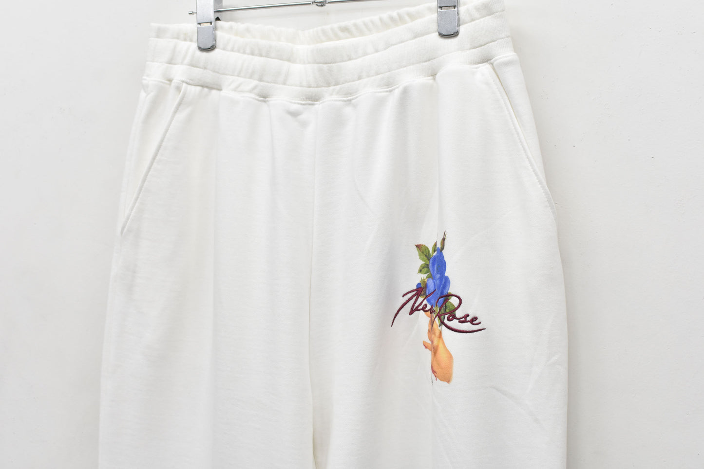 NewRose / Embroidery Wrinklework Sweatpants - WHITE