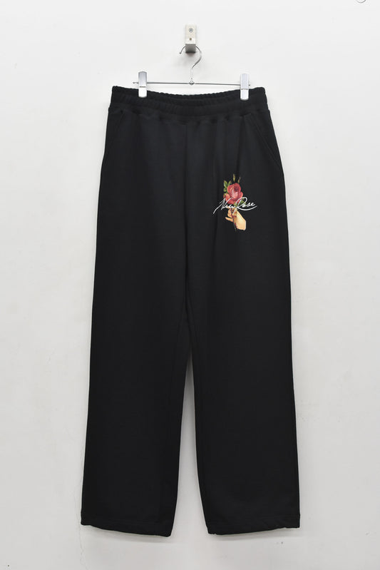 NewRose / Embroidery Wrinklework Sweatpants - BLACK