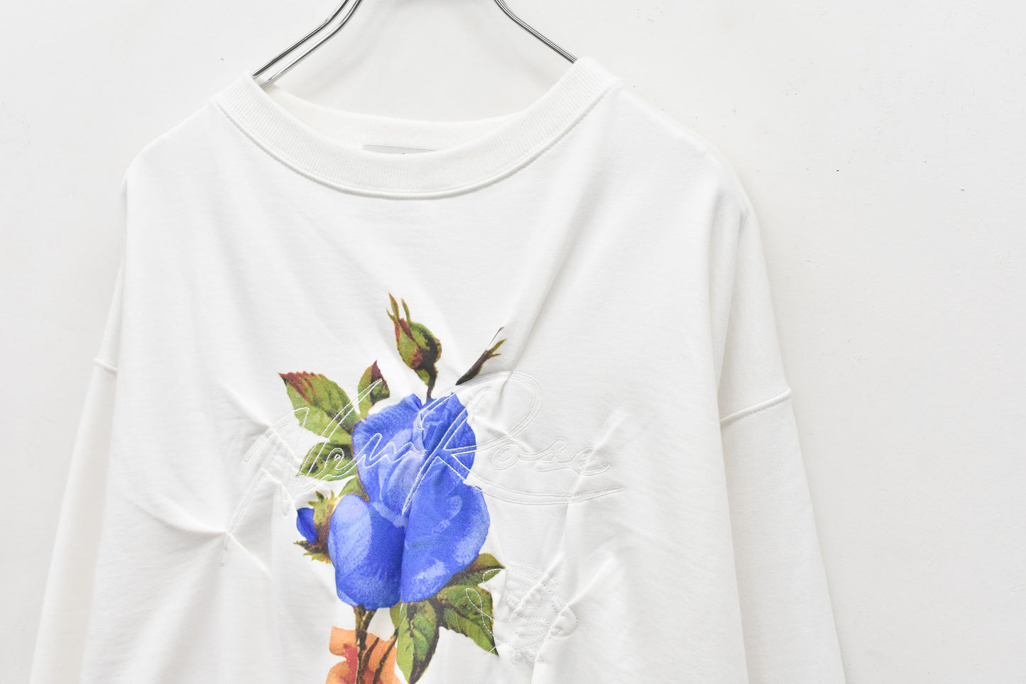 NewRose / Embroidery Wrinklework Sweatshirt - WHITE