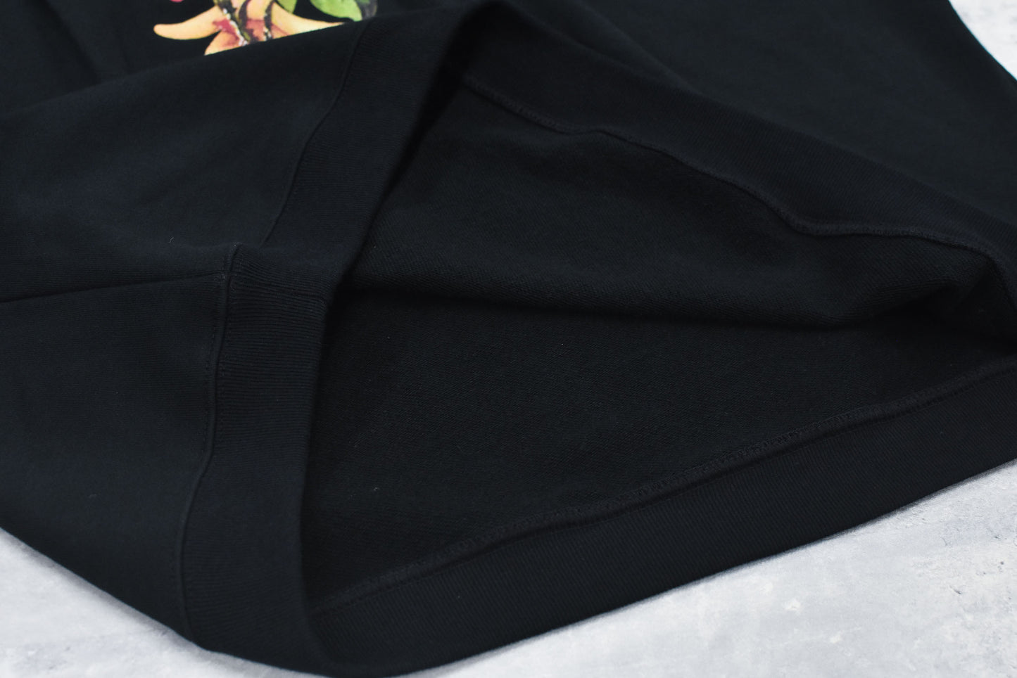 NewRose / Embroidery Wrinklework Sweatshirt - BLACK
