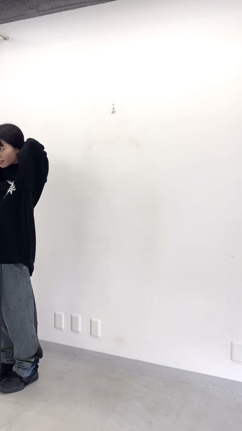 BODYSONG. / REVERSIBLE BALACLAVA SWEATER - BLACK